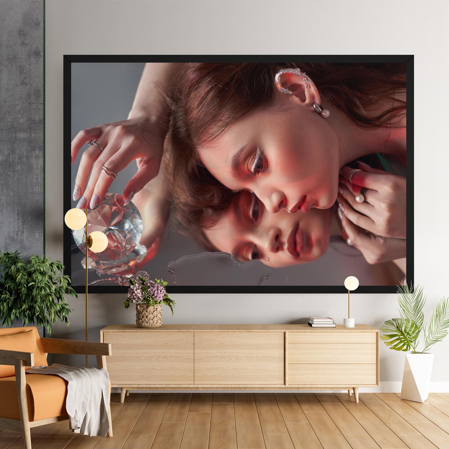 Big Diamond Hand mockup 9