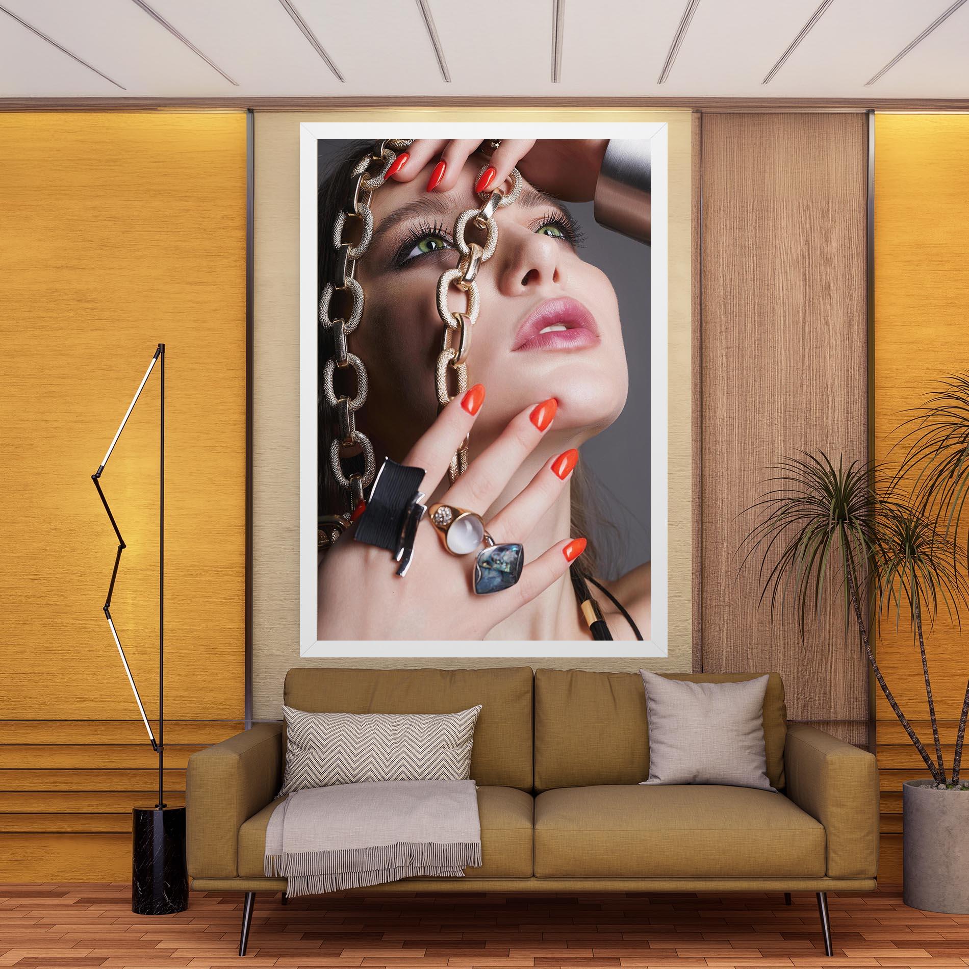 Leinwandbild Big Chain Woman mockup 9