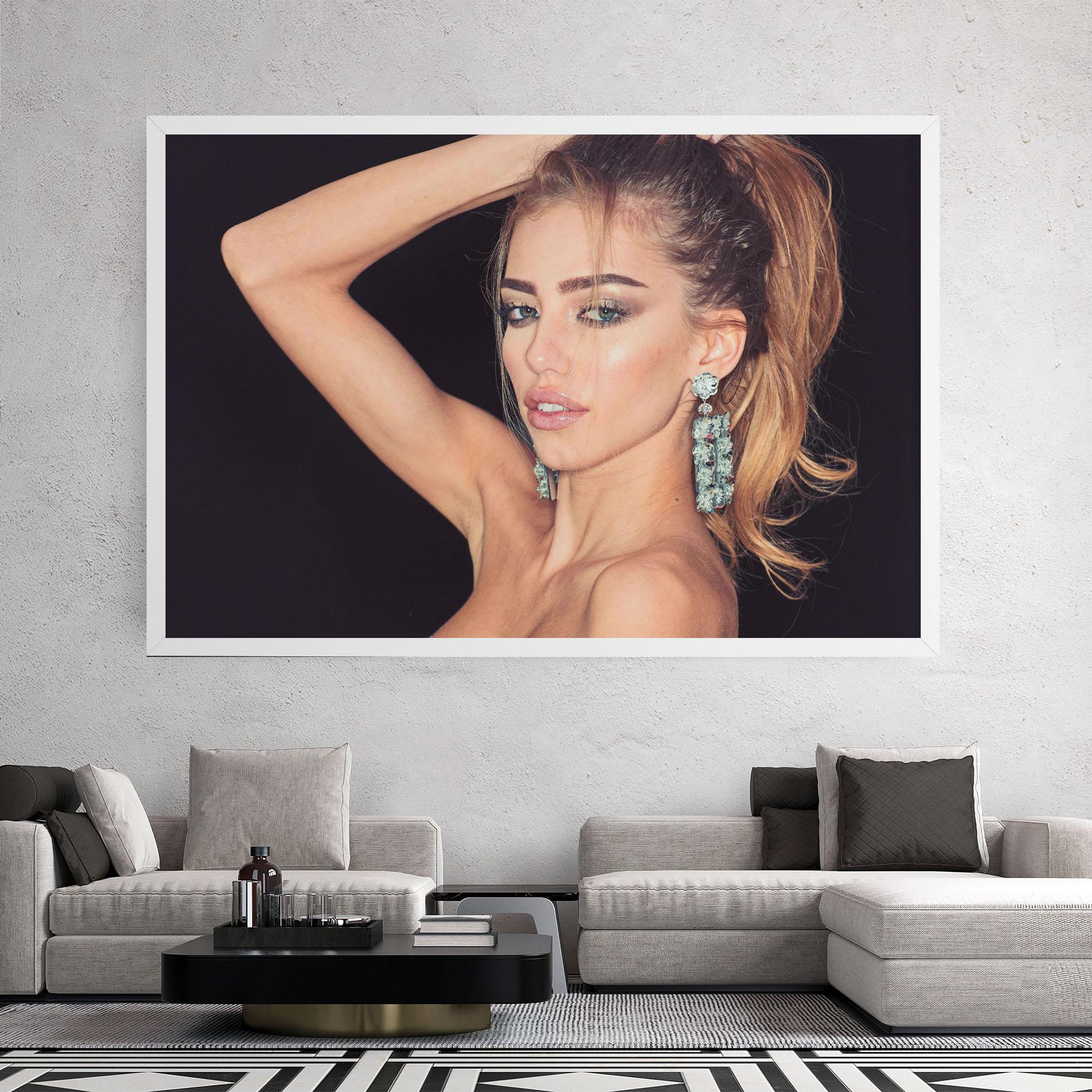 Leinwandbild Flower Earrings mockup 2