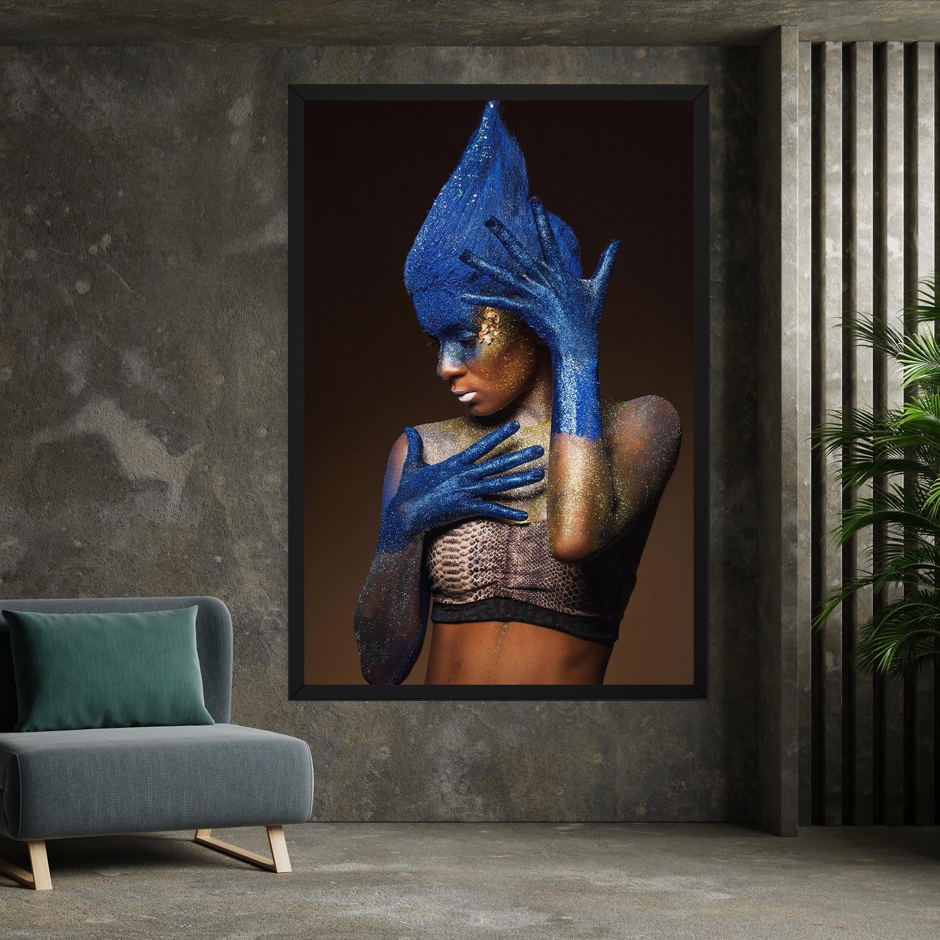 Leinwandbild Blue Hands Makeup mockup 7