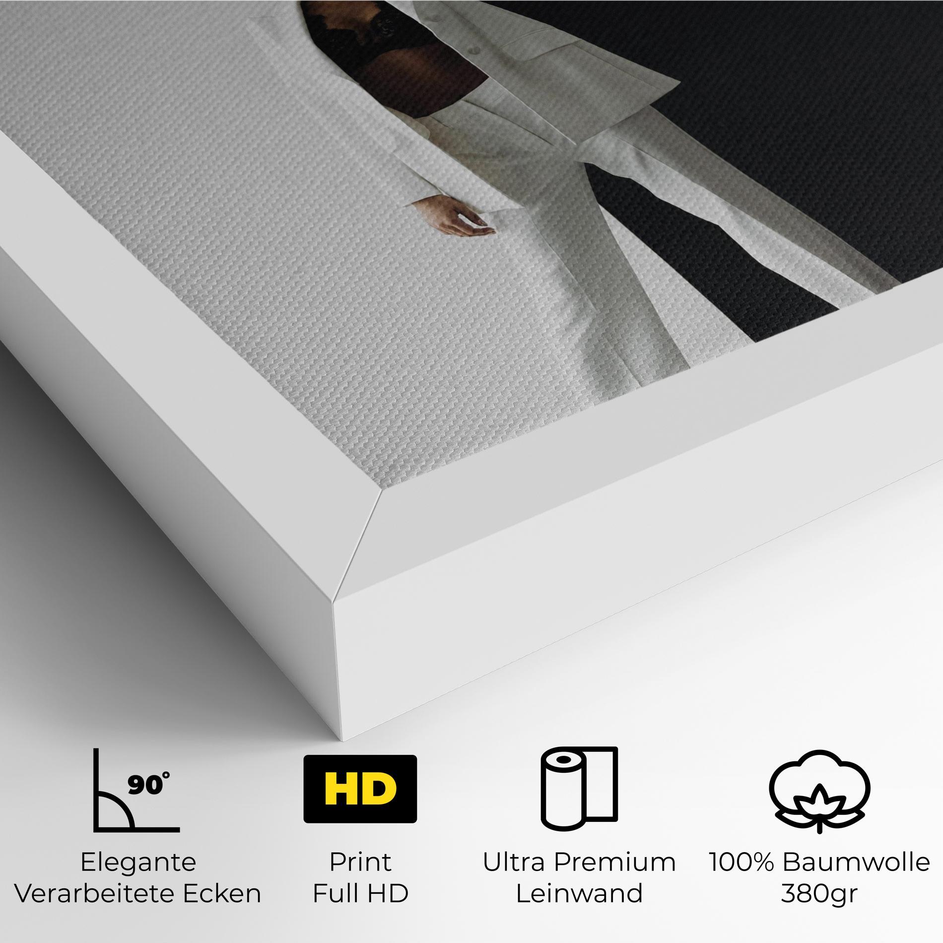 Leinwandbild African Girl White Outfit mockup 4