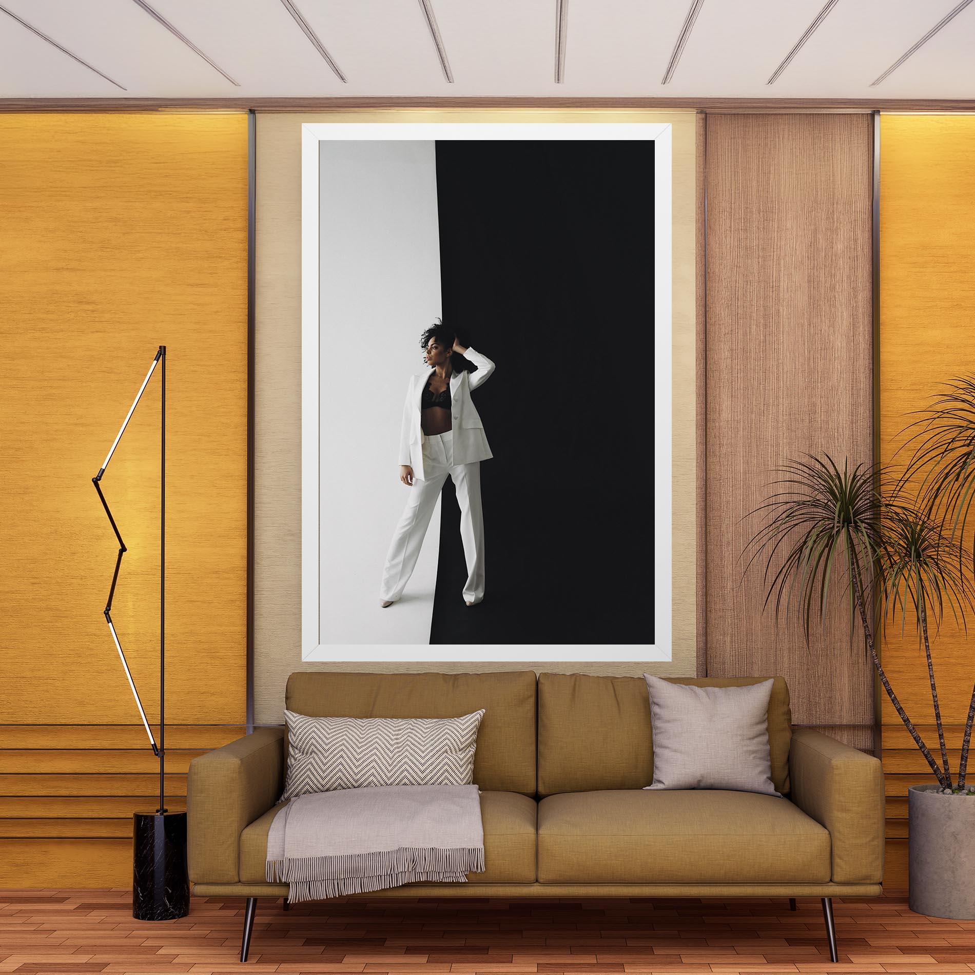 Leinwandbild African Girl White Outfit mockup 9