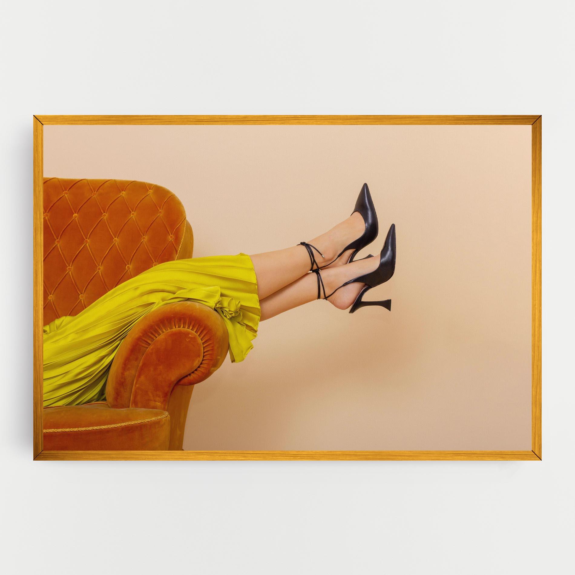 Leinwandbild Black Heals On Cream mockup 0