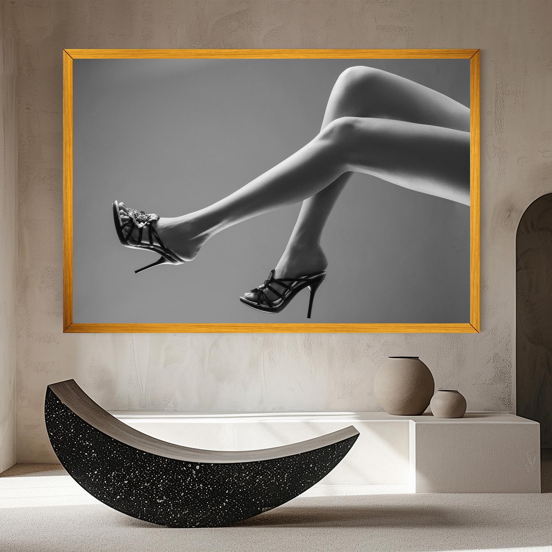 Leinwandbild Black Shoes On Grey mockup 8