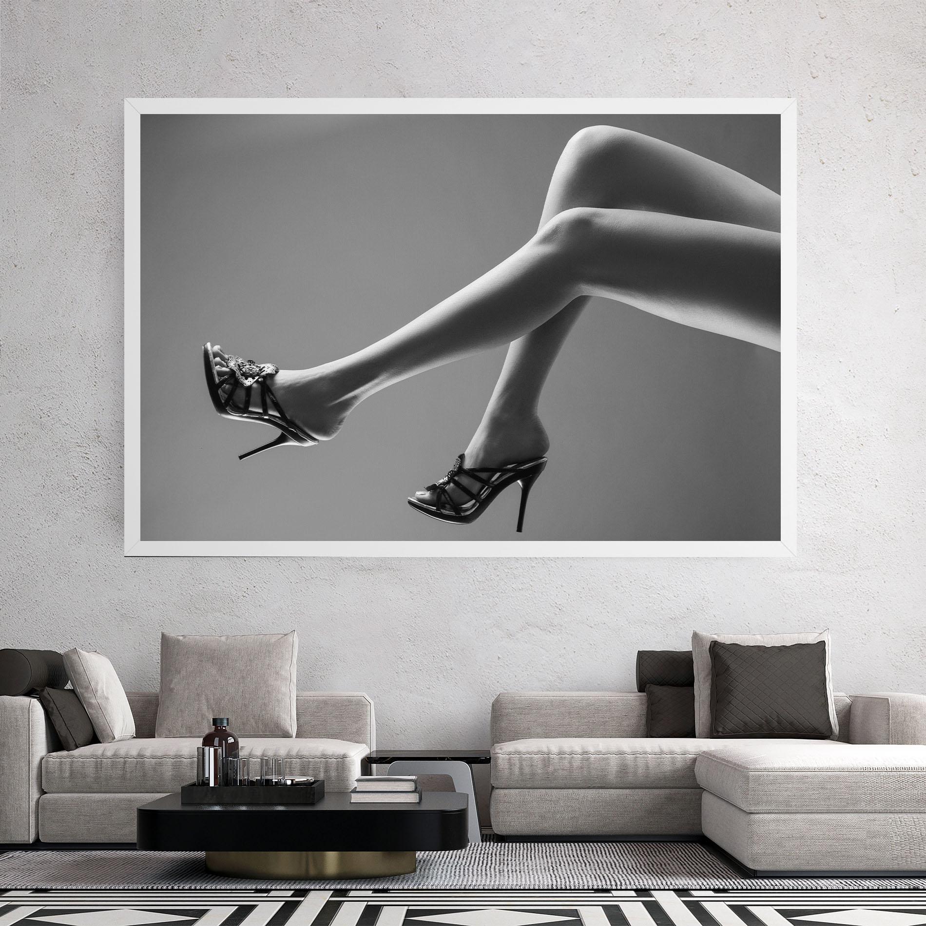 Leinwandbild Black Shoes On Grey mockup 2