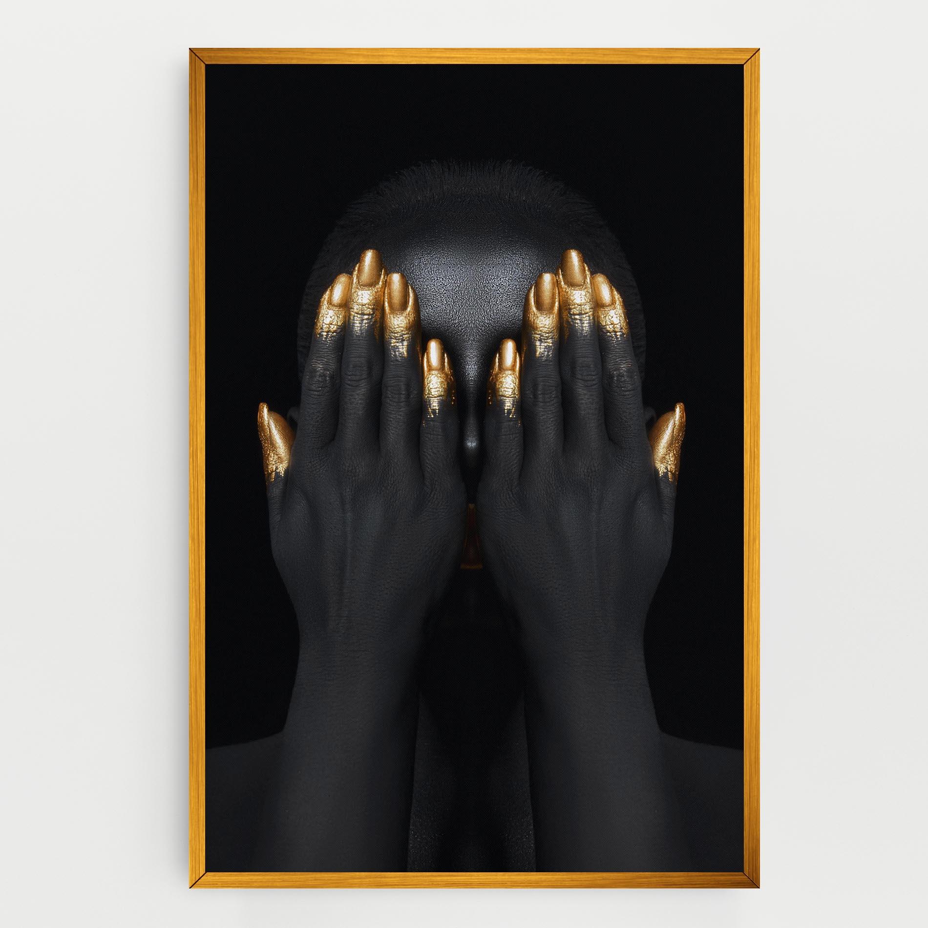 Leinwandbild Gold Fingertips Chain mockup 0