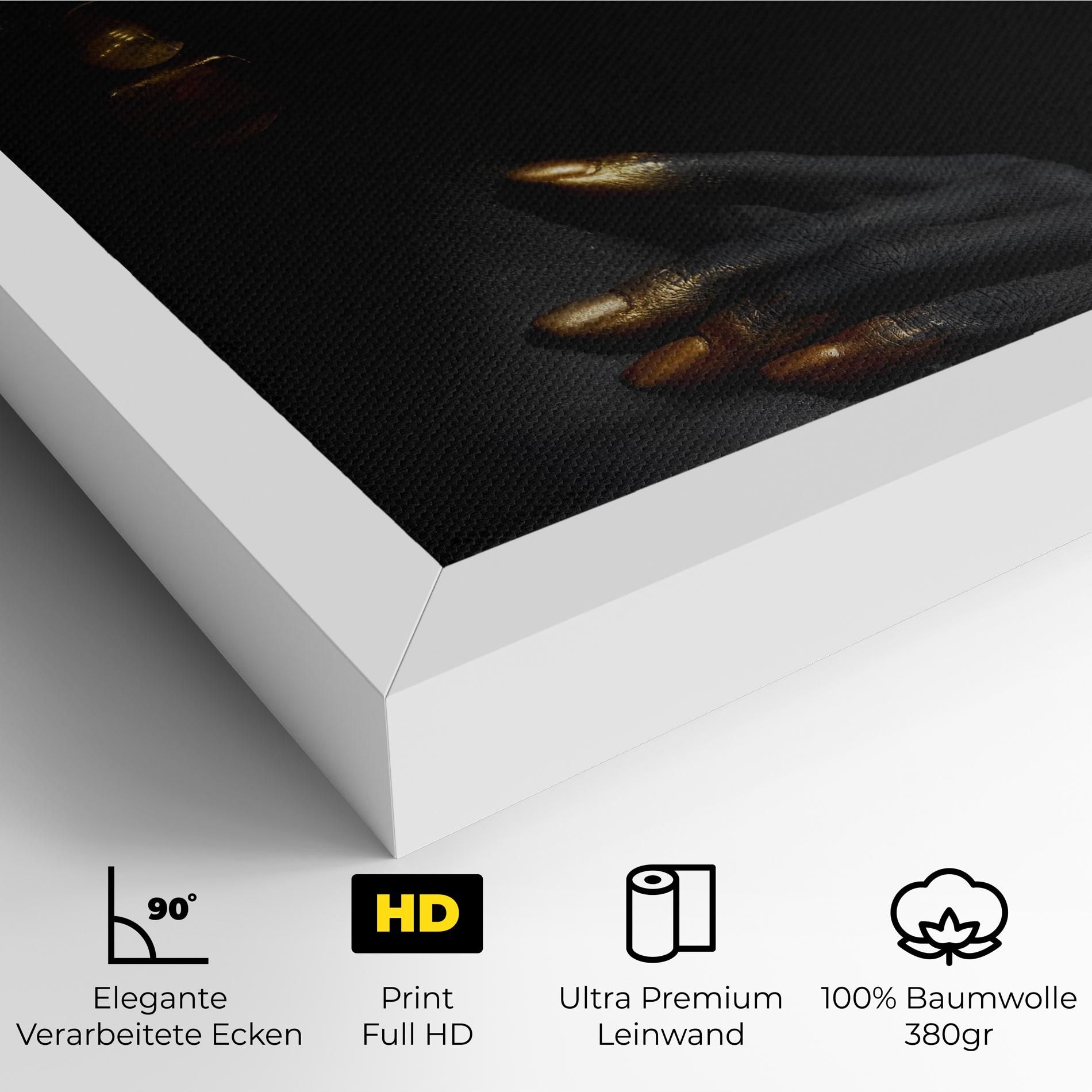 Lips Gold Eyelids mockup 4