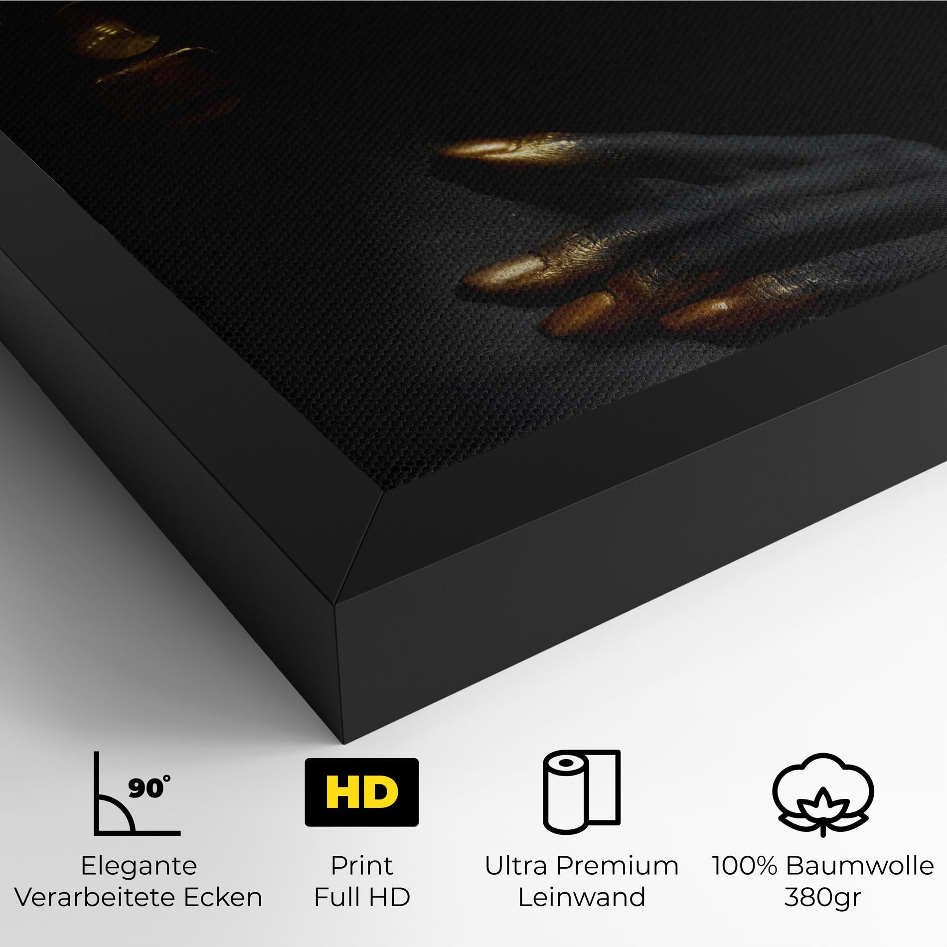 Lips Gold Eyelids mockup 4