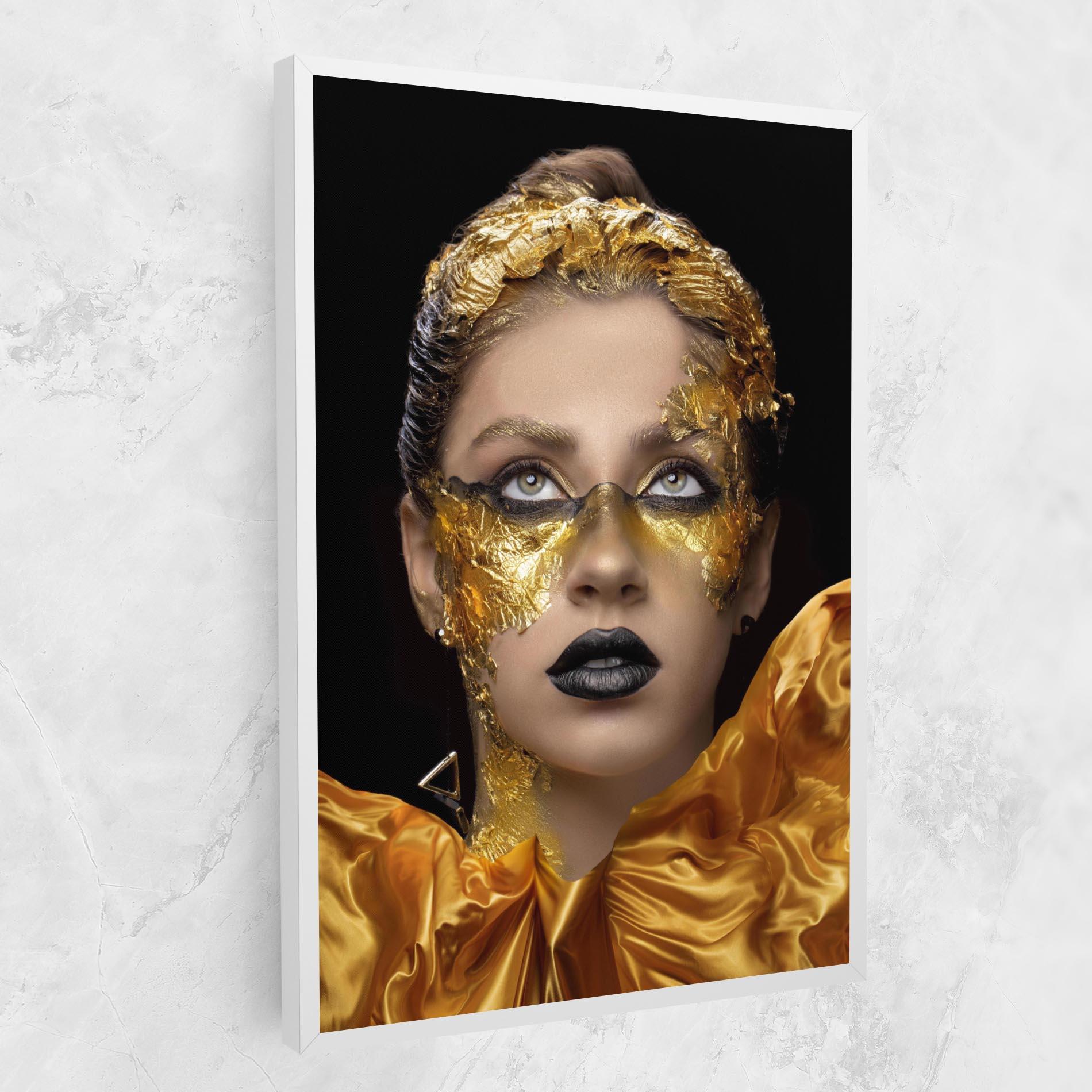 Leinwandbild Glamorous Gold Outfit mockup 1
