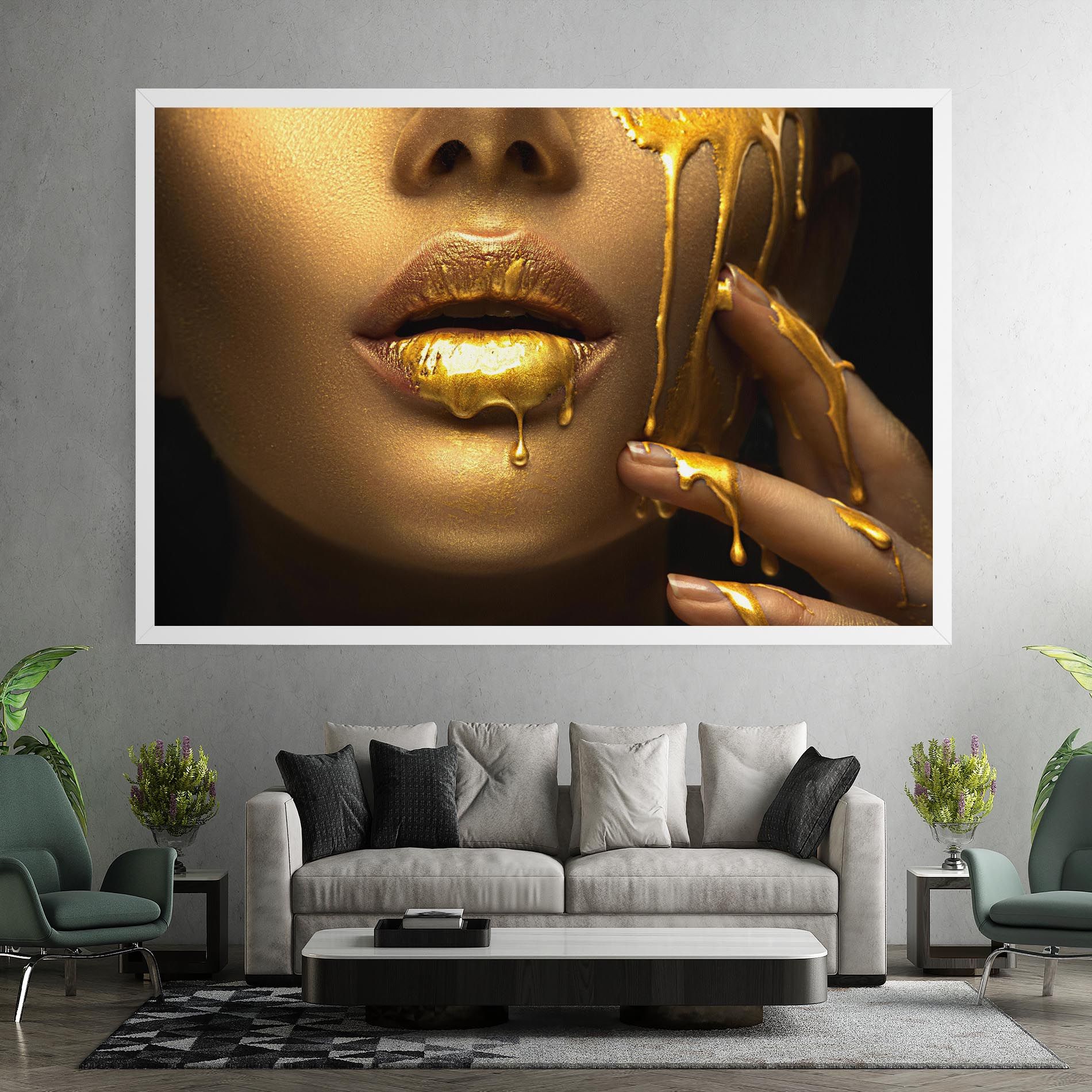 Golden Lips mockup 7
