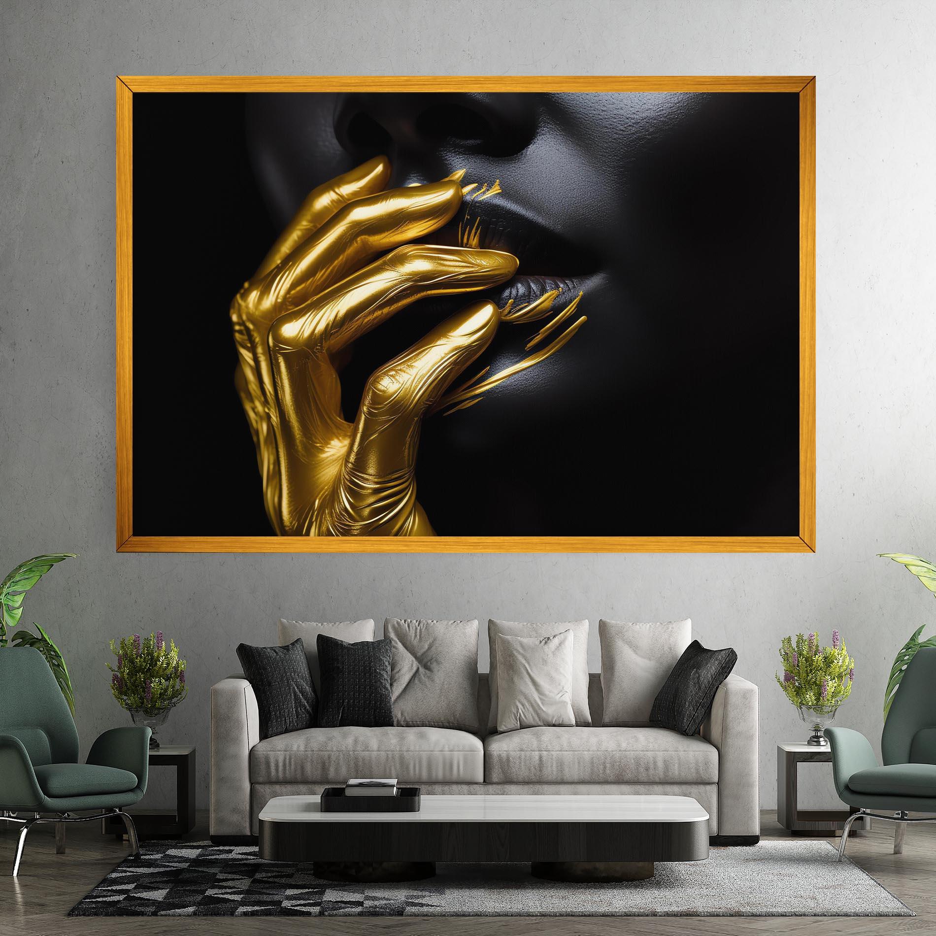 Leinwandbild Gold Small Hand mockup 7