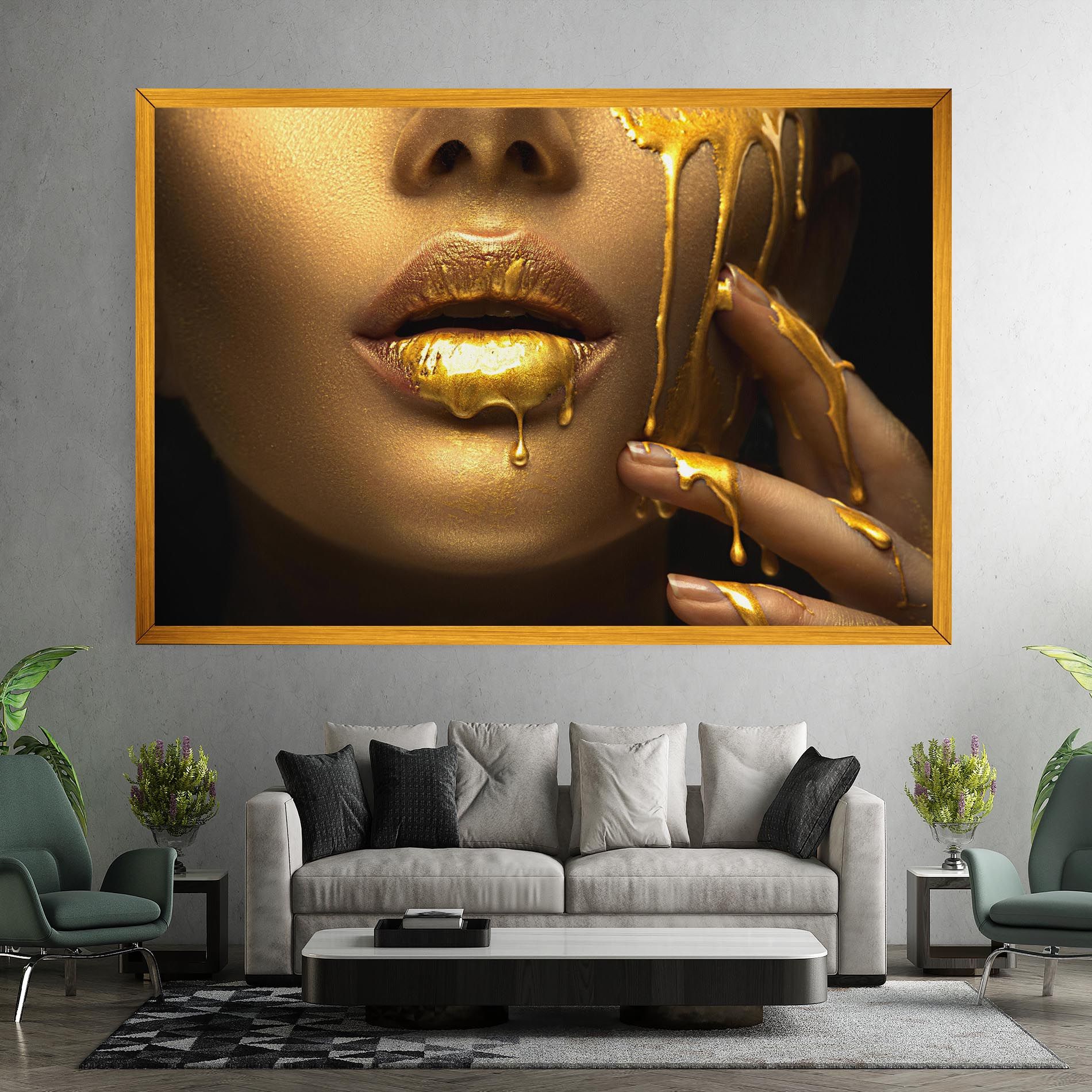 Golden Lips mockup 7