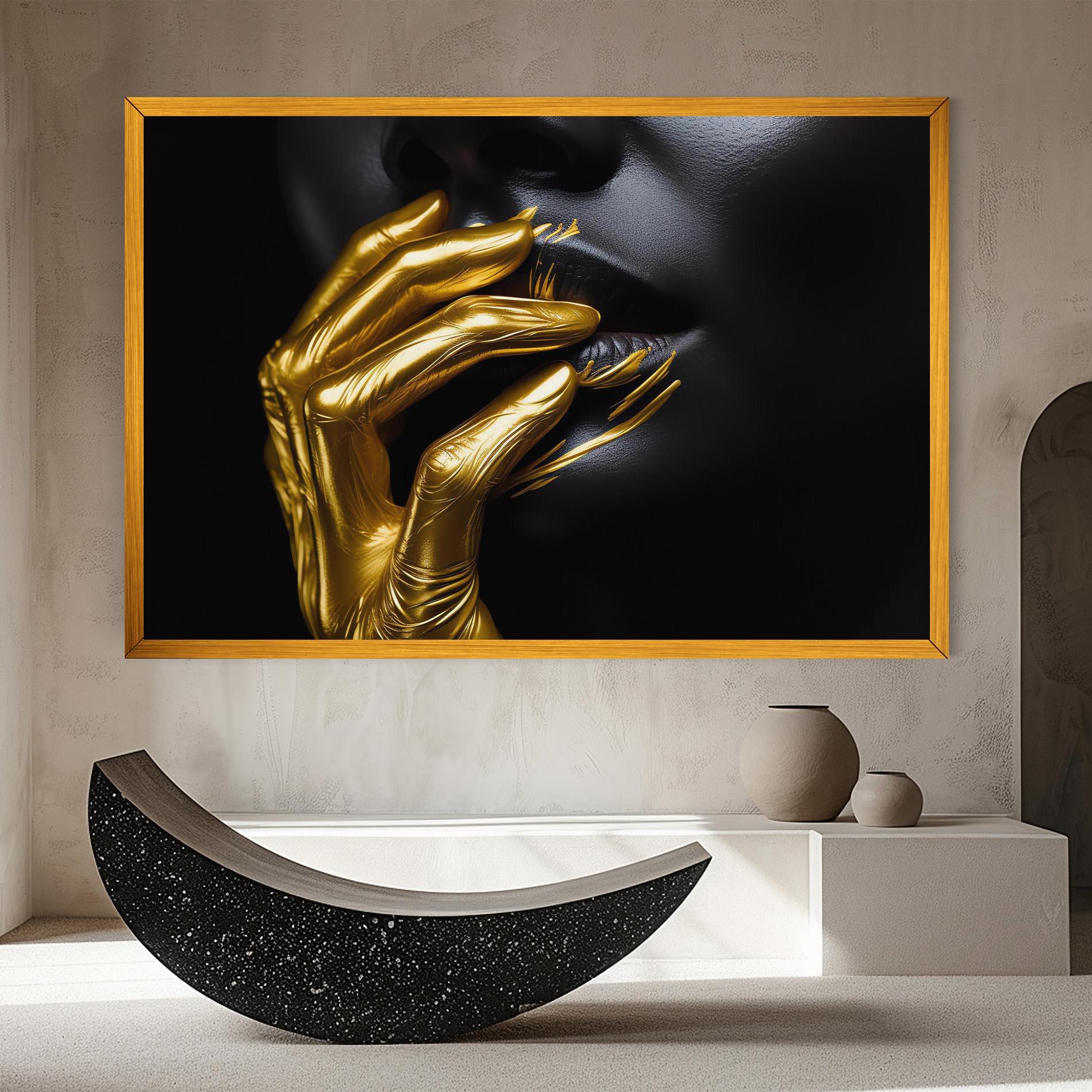Leinwandbild Gold Small Hand mockup 8