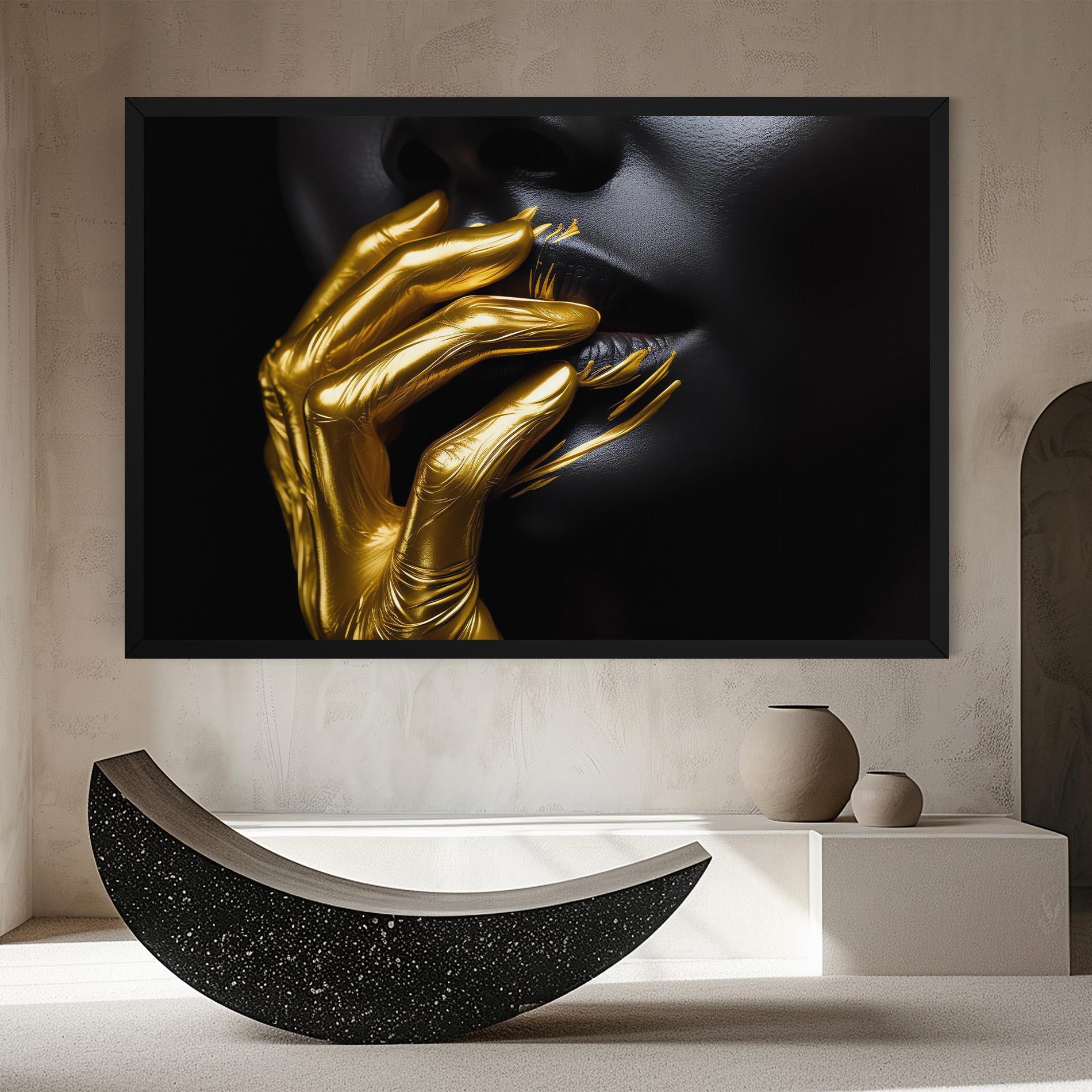Leinwandbild Gold Small Hand mockup 8