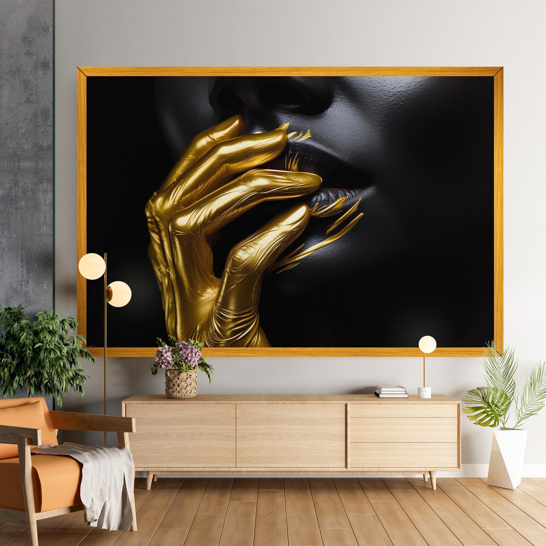 Leinwandbild Gold Small Hand mockup 9