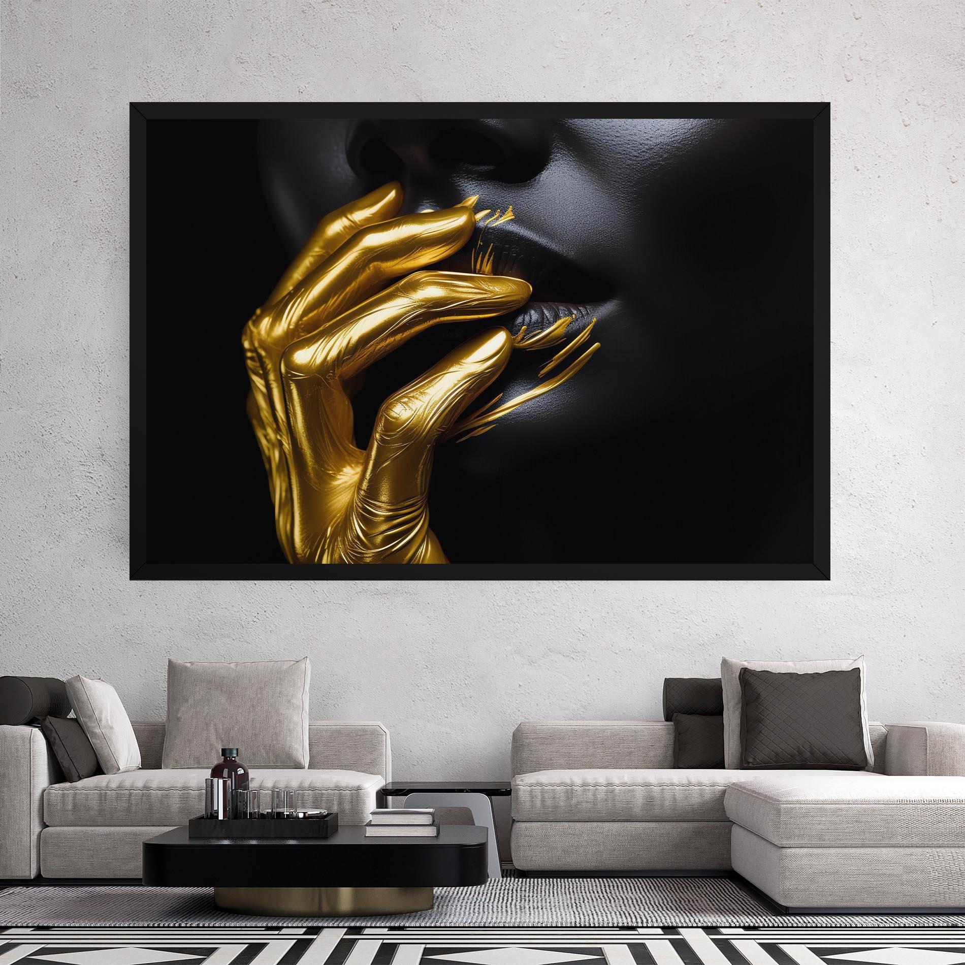 Leinwandbild Gold Small Hand mockup 2