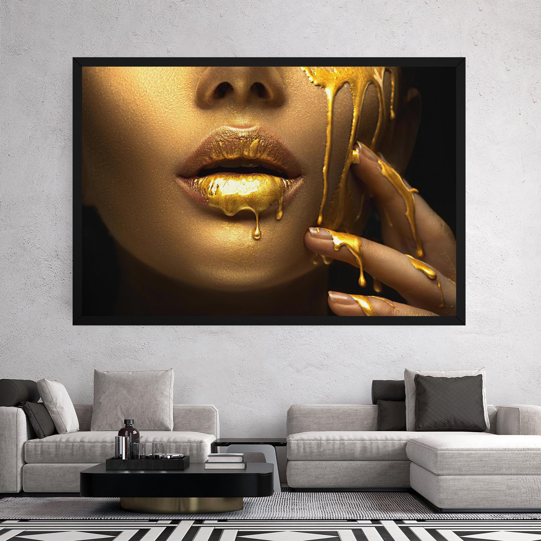 Golden Lips mockup 2