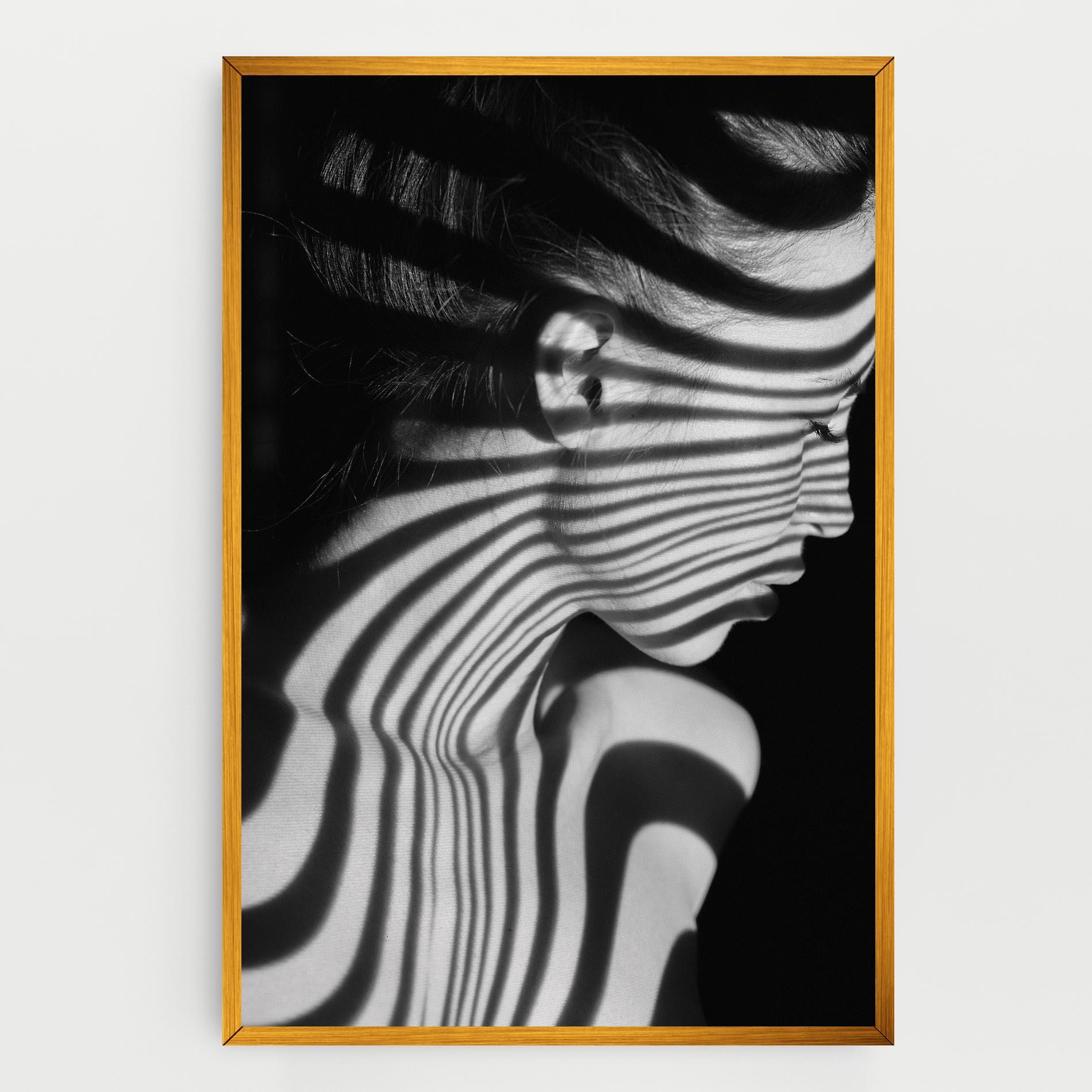 Leinwandbild Zebra Stripes Woman mockup 0