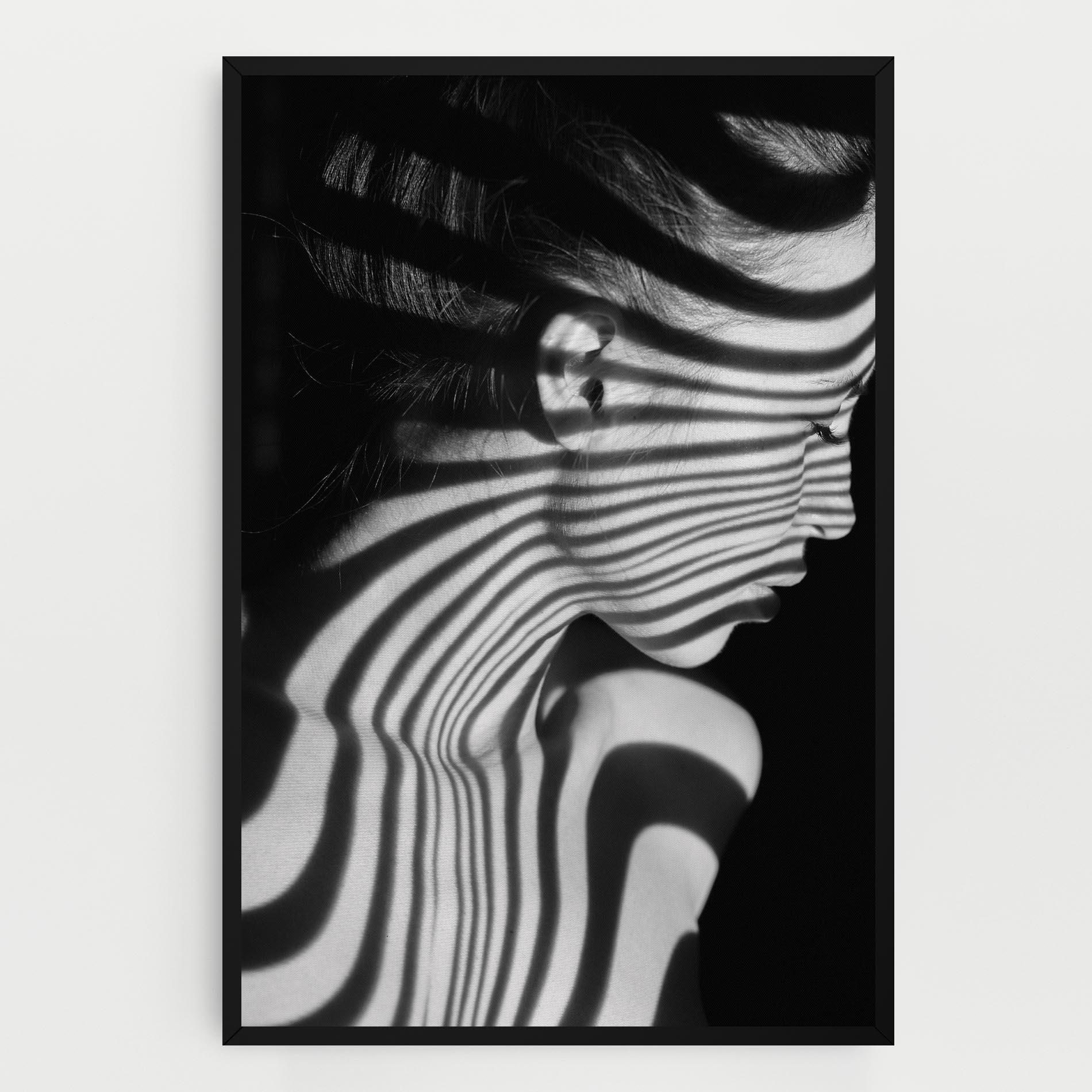 Leinwandbild Zebra Stripes Woman mockup 0