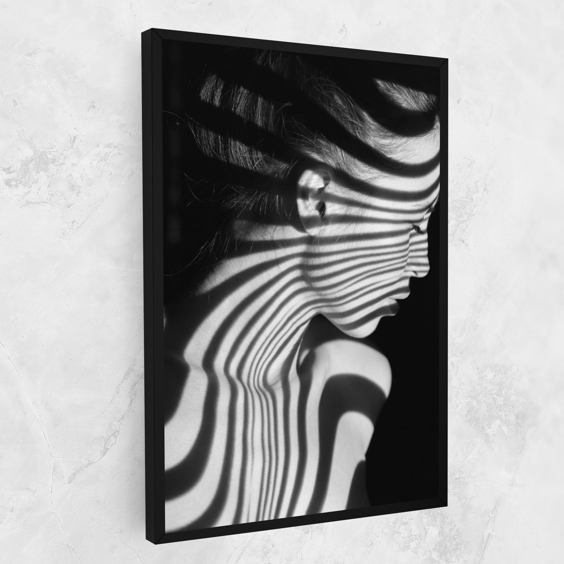 Leinwandbild Zebra Stripes Woman mockup 1