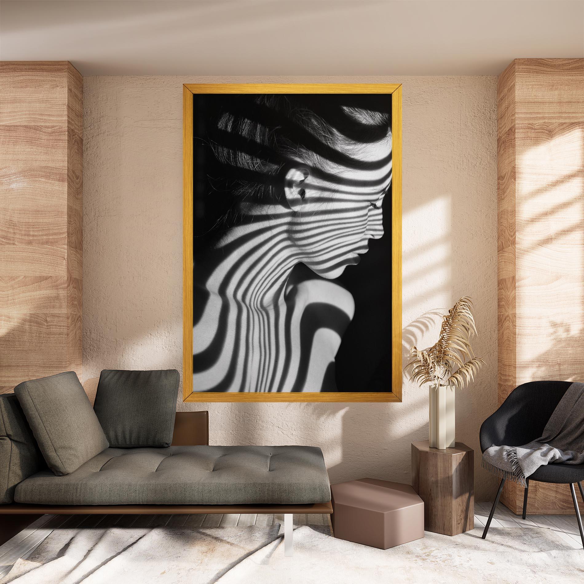 Leinwandbild Zebra Stripes Woman mockup 8