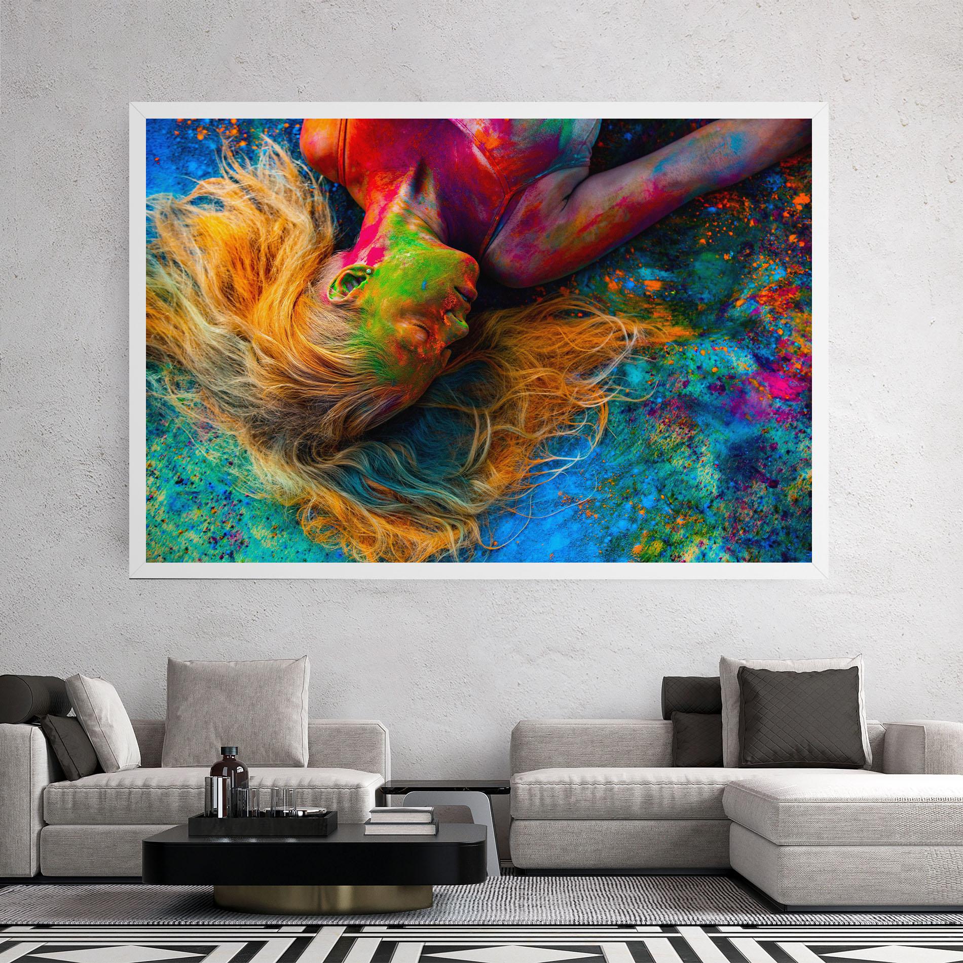 Leinwandbild Powder Holi Woman mockup 2