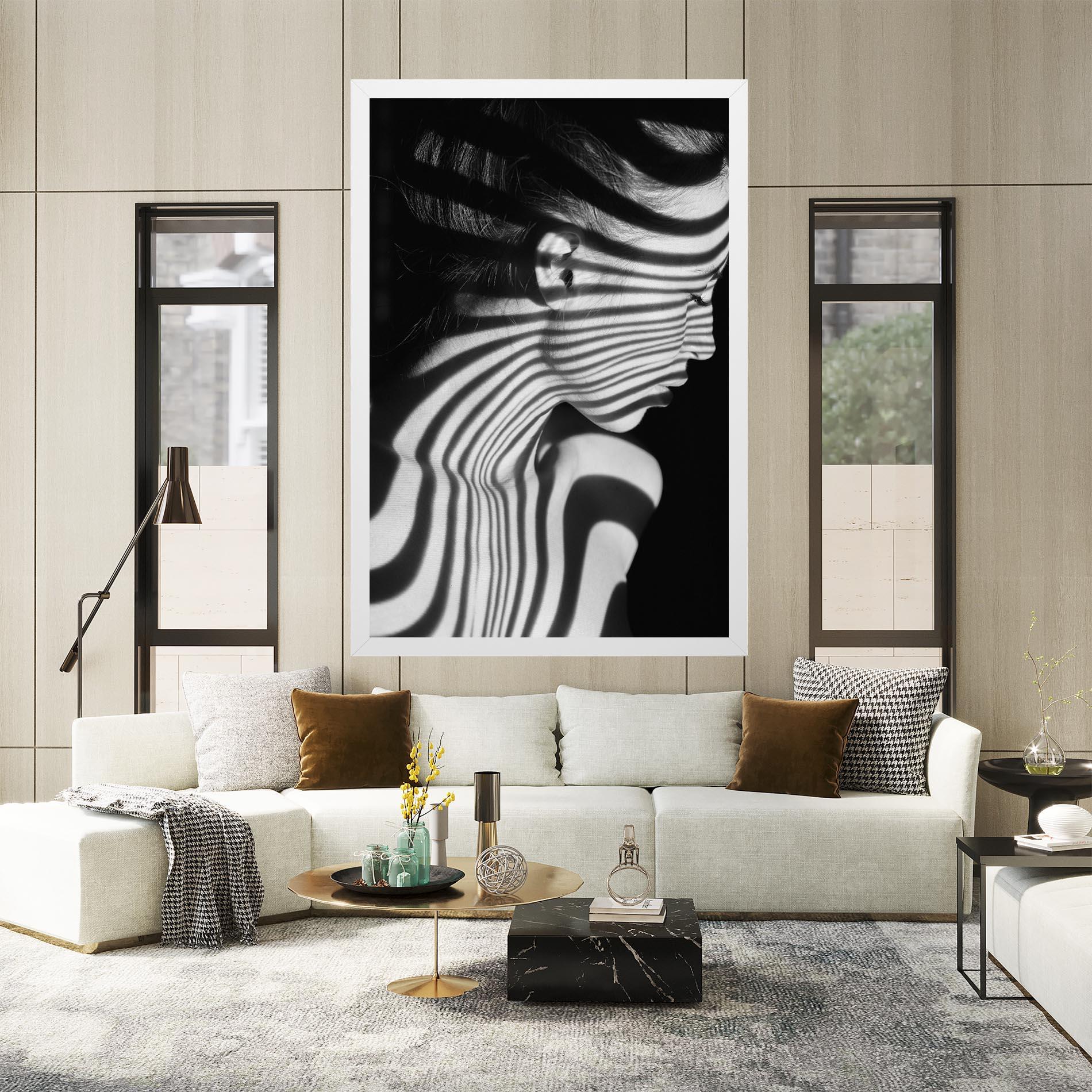 Leinwandbild Zebra Stripes Woman mockup 2