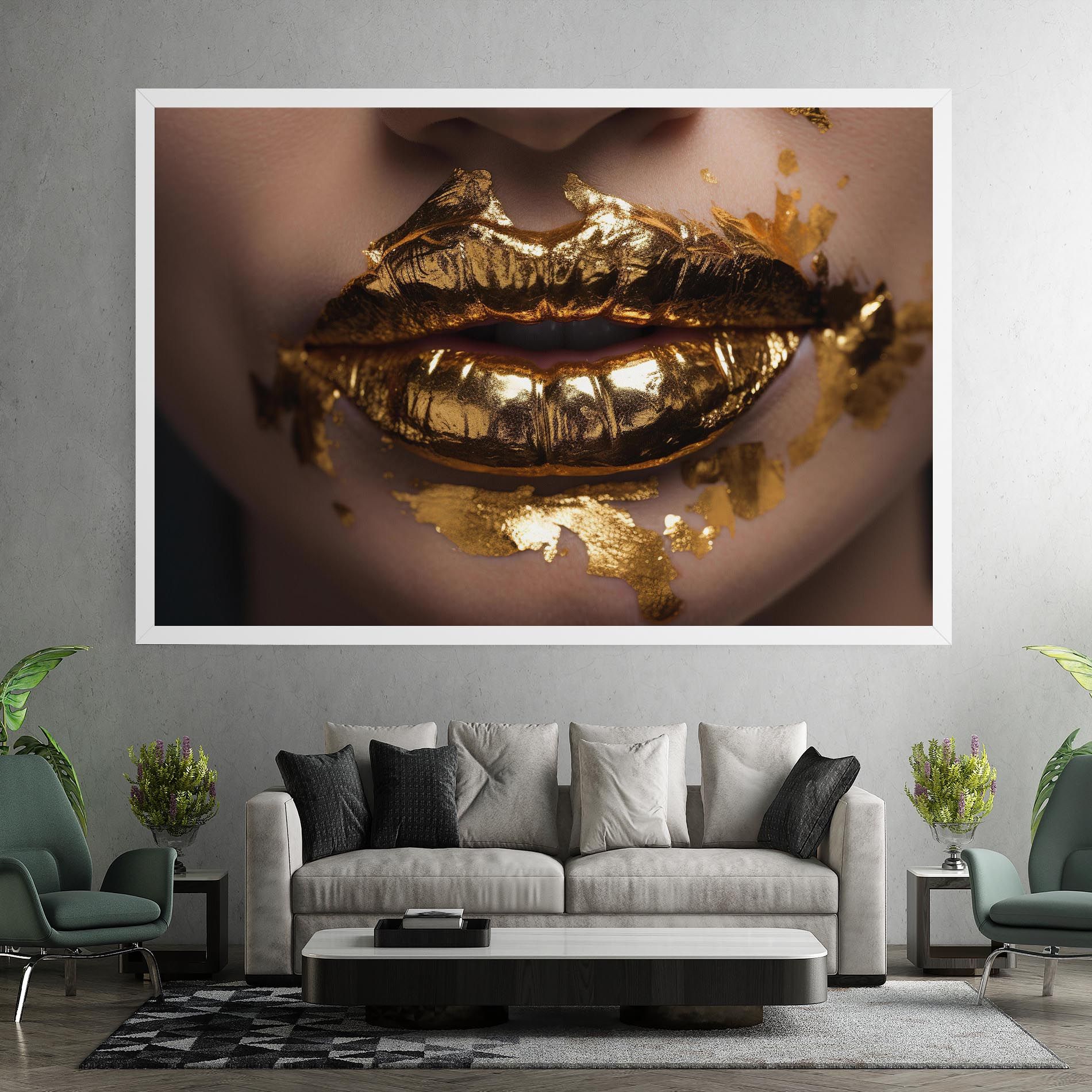 Close Gold Lips mockup 7