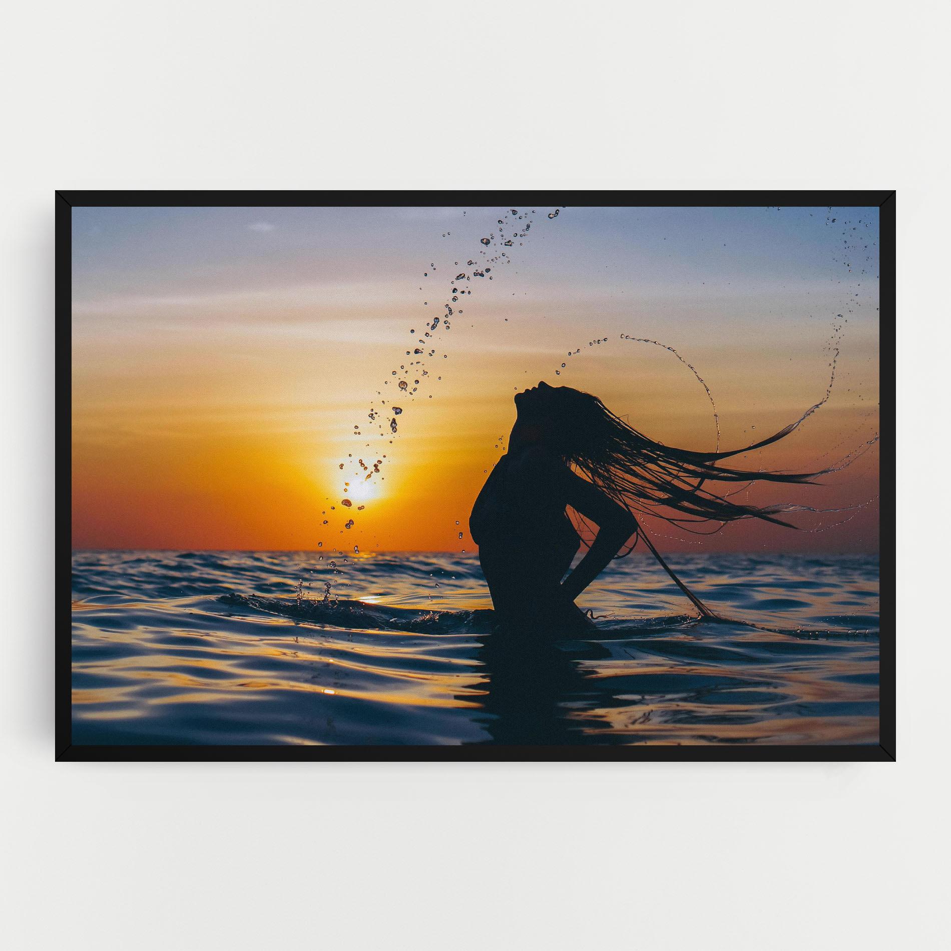 Leinwandbild Ocean Woman Shilouette mockup 0