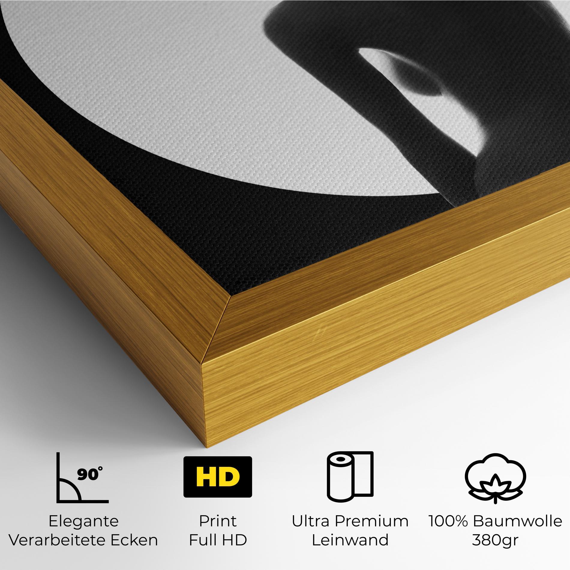 Leinwandbild Woman Body Circle mockup 4