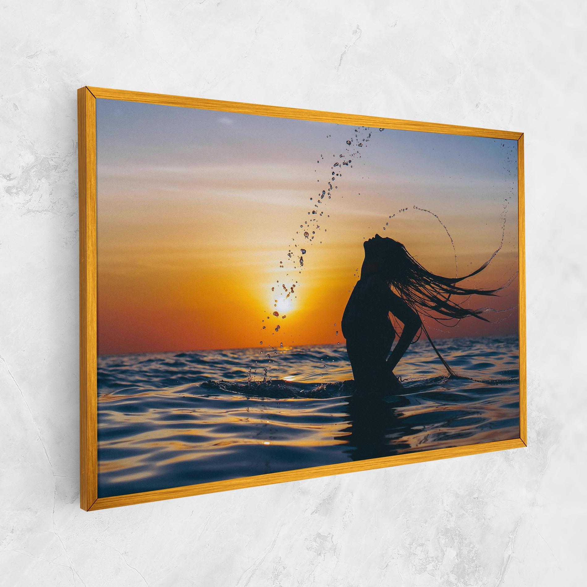 Leinwandbild Ocean Woman Shilouette mockup 1