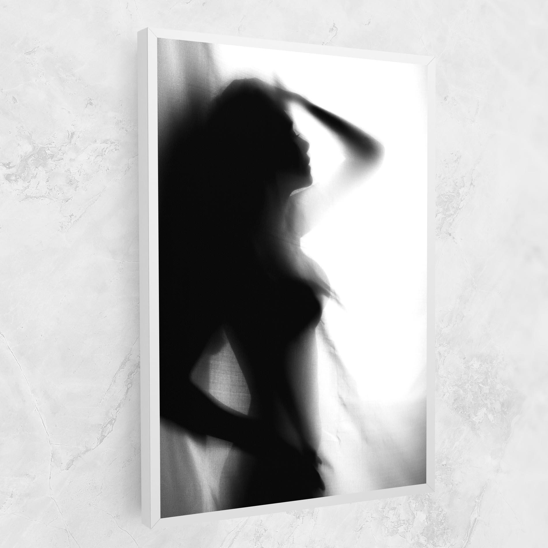 Leinwandbild Blurred Girl mockup 1