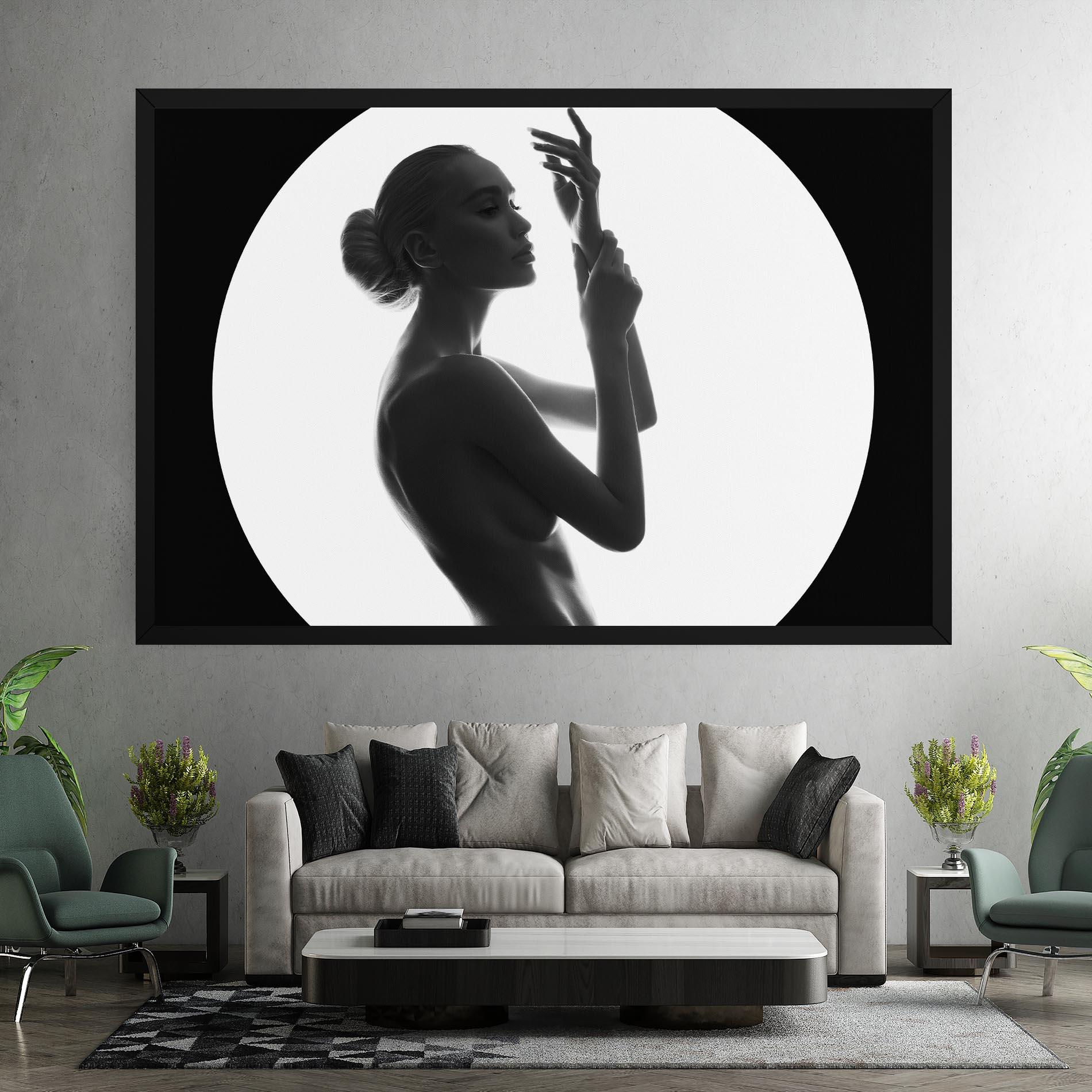 Leinwandbild Circle Woman Body mockup 7