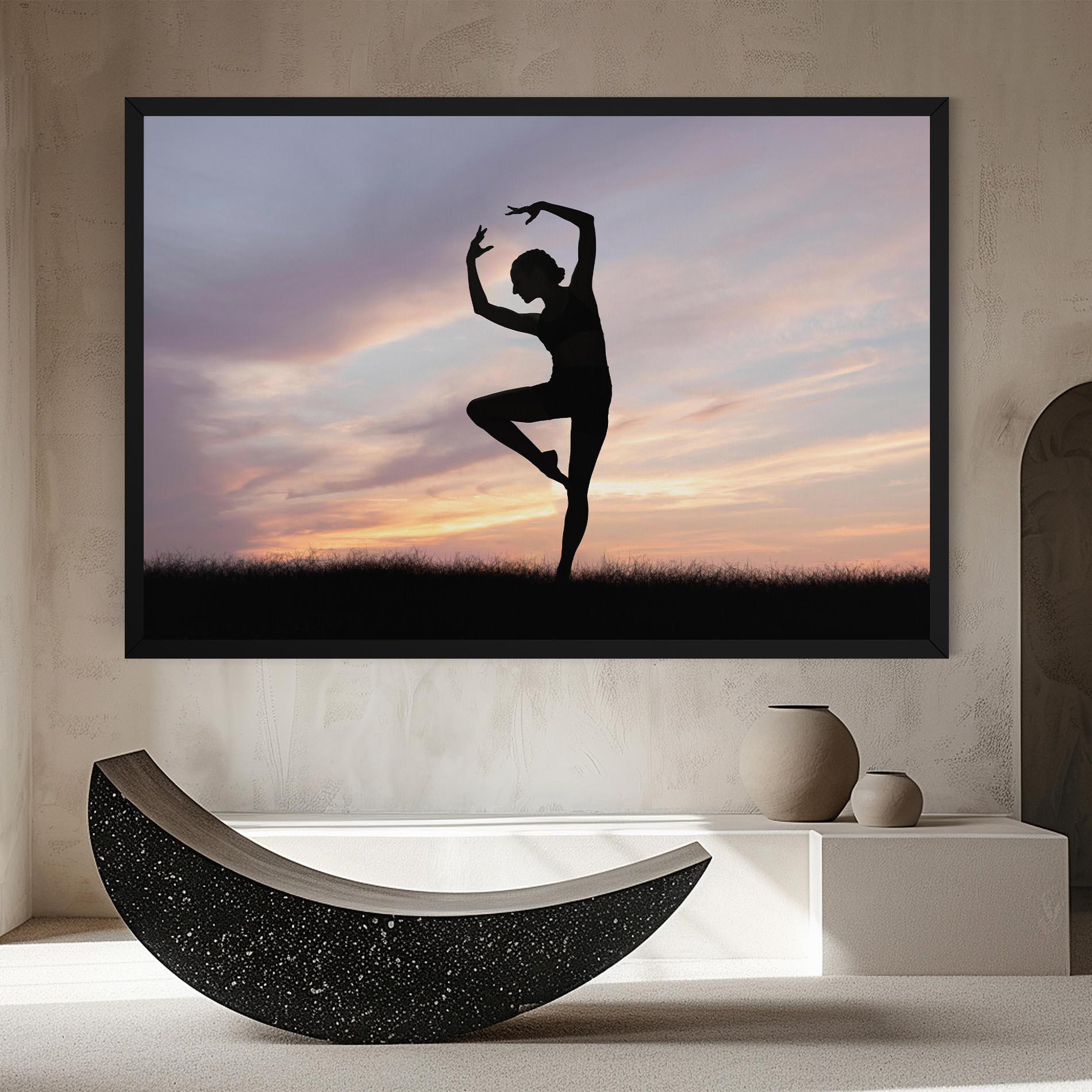 Leinwandbild Purple Sky Posing mockup 8