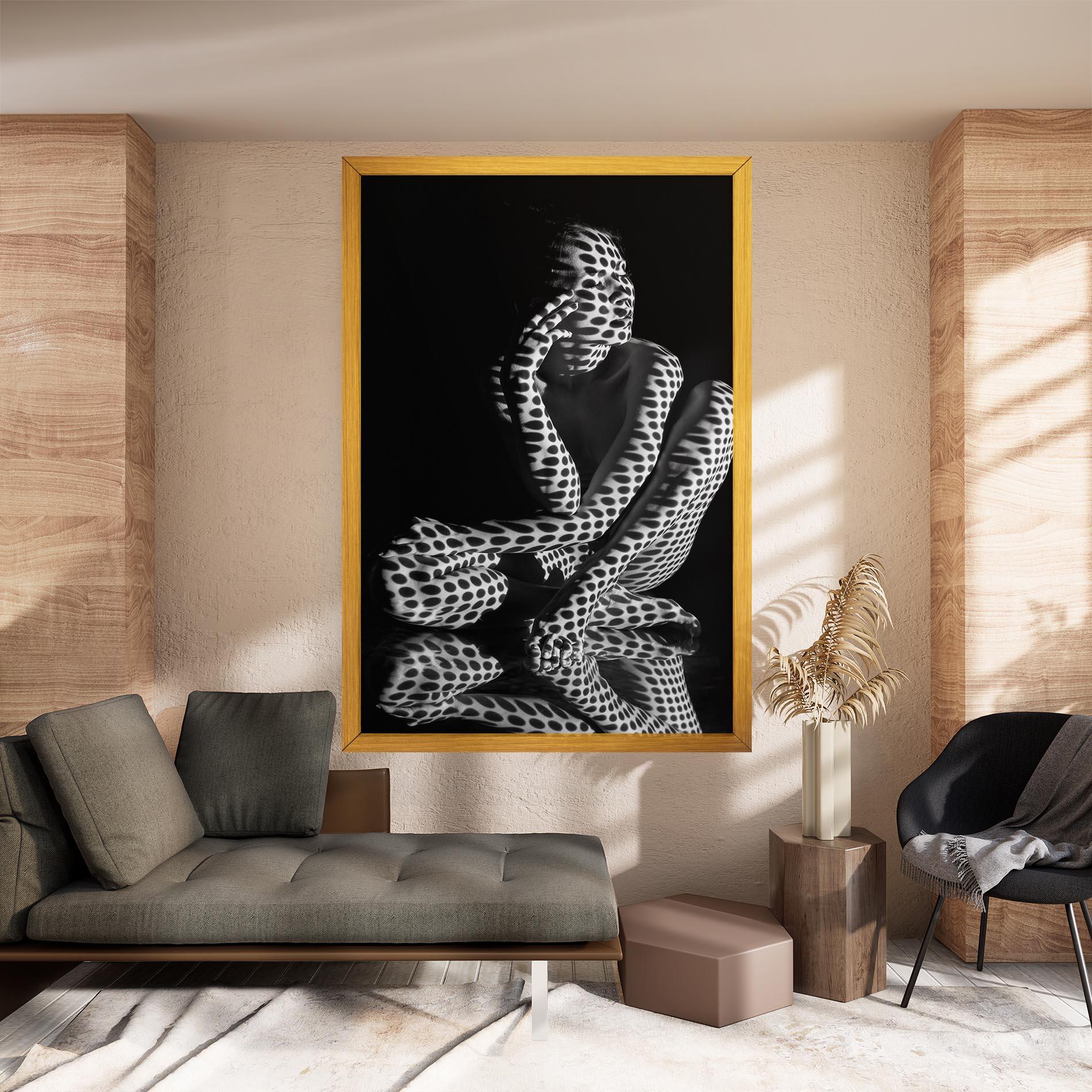 Leinwandbild Black White Pattern Woman mockup 8