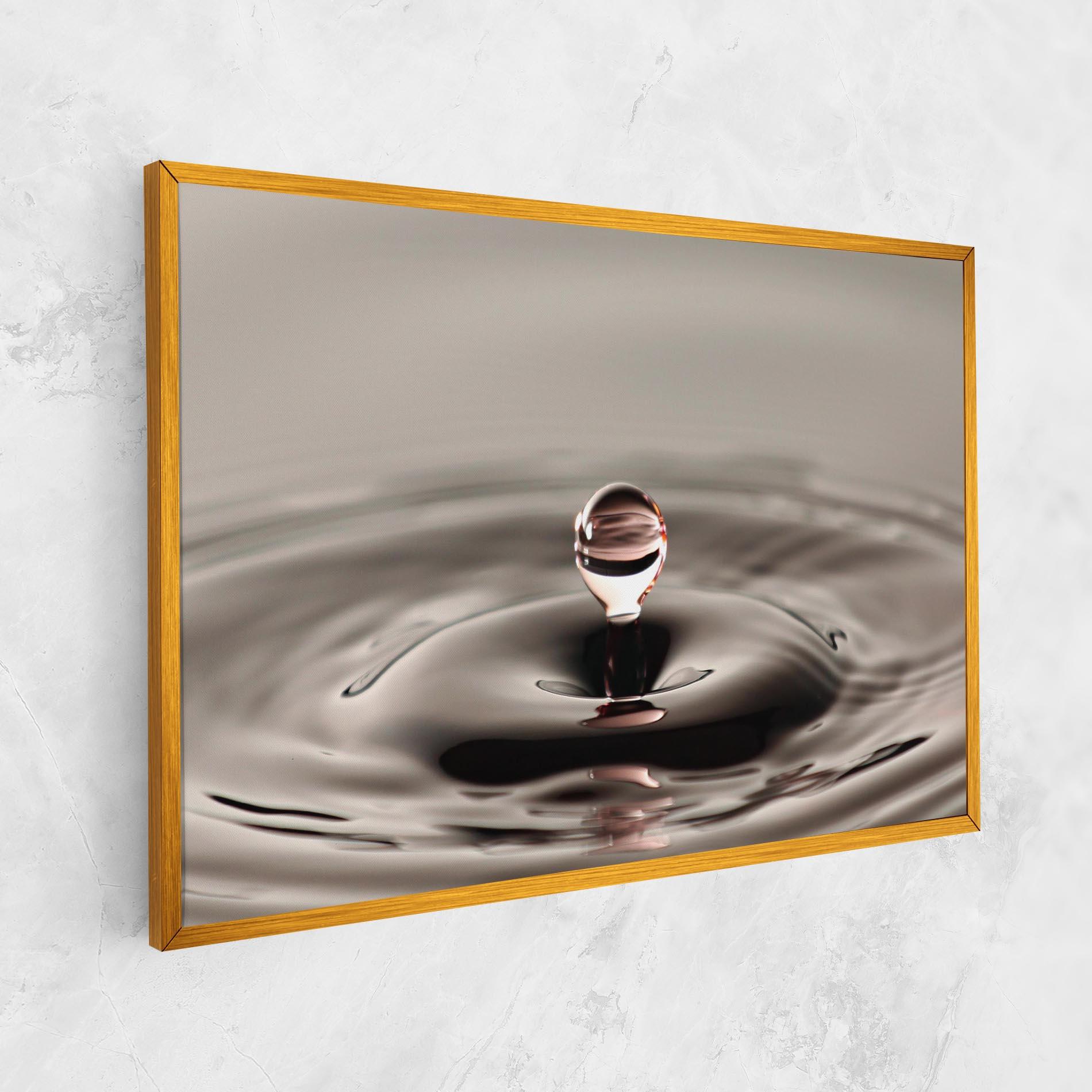 Leinwandbild Close Red Water Drop mockup 1