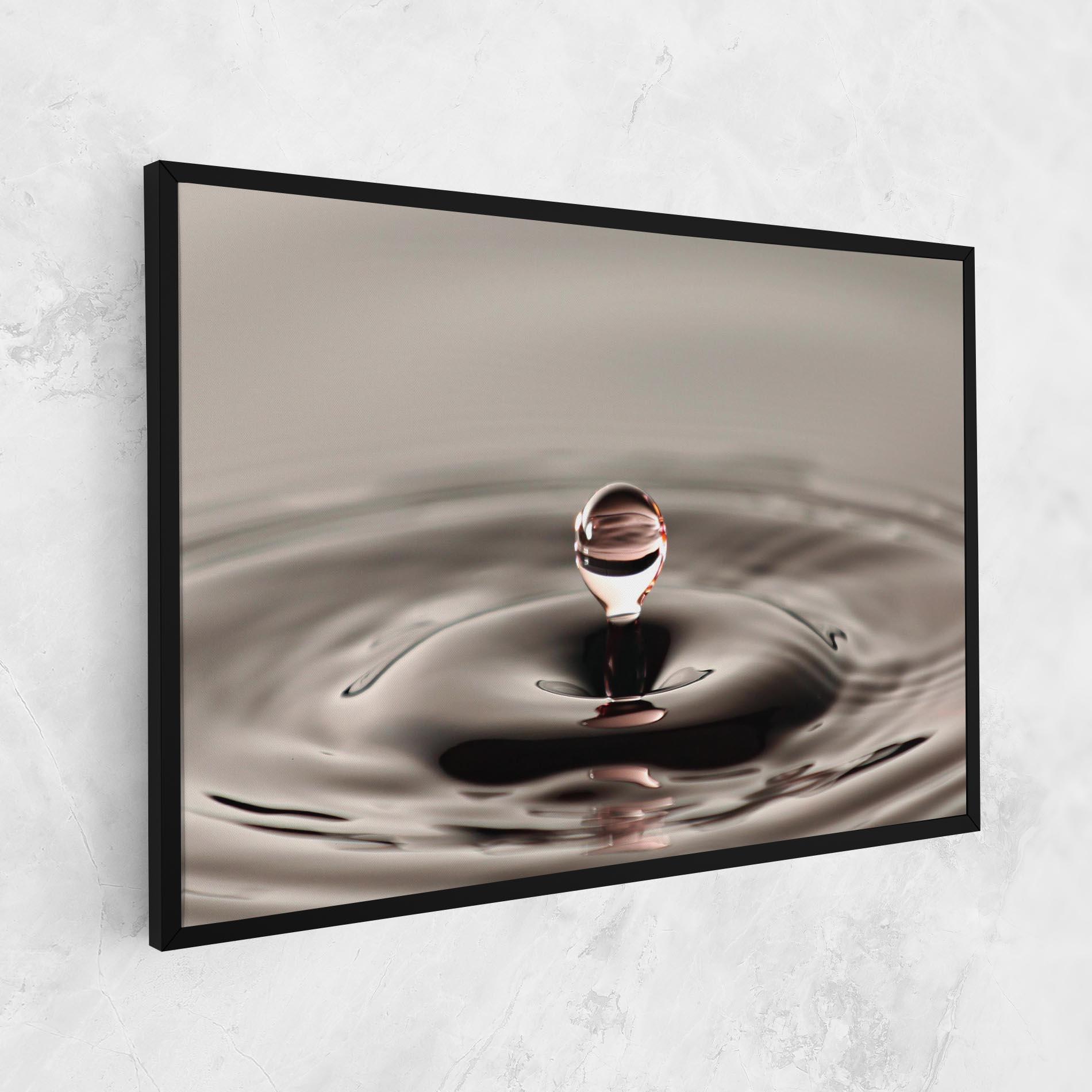 Leinwandbild Close Red Water Drop mockup 1