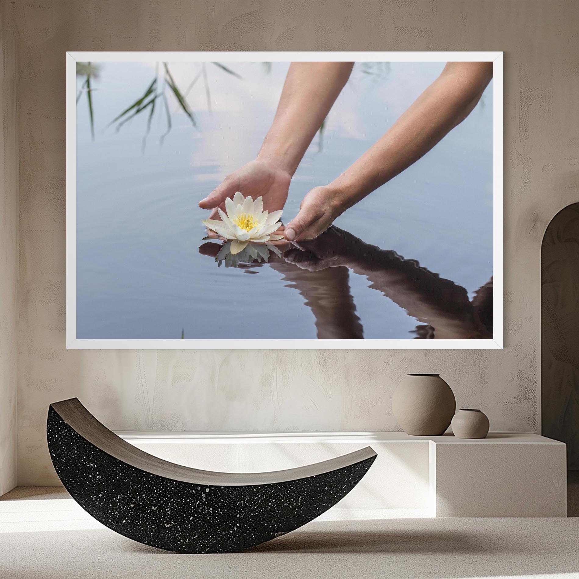 Leinwandbild Holding Lake Flower mockup 8