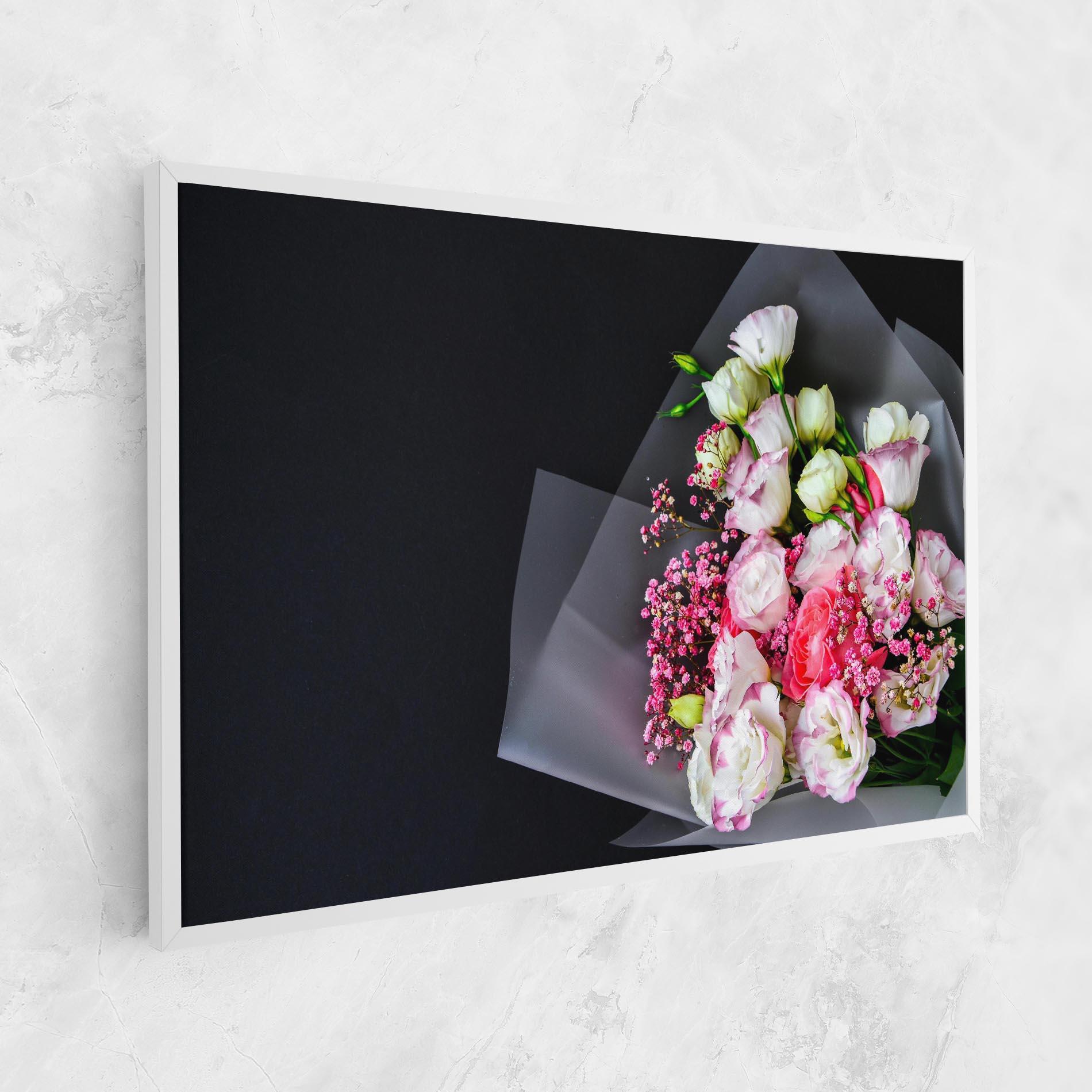 Leinwandbild Cute Roses Bouquet mockup 1