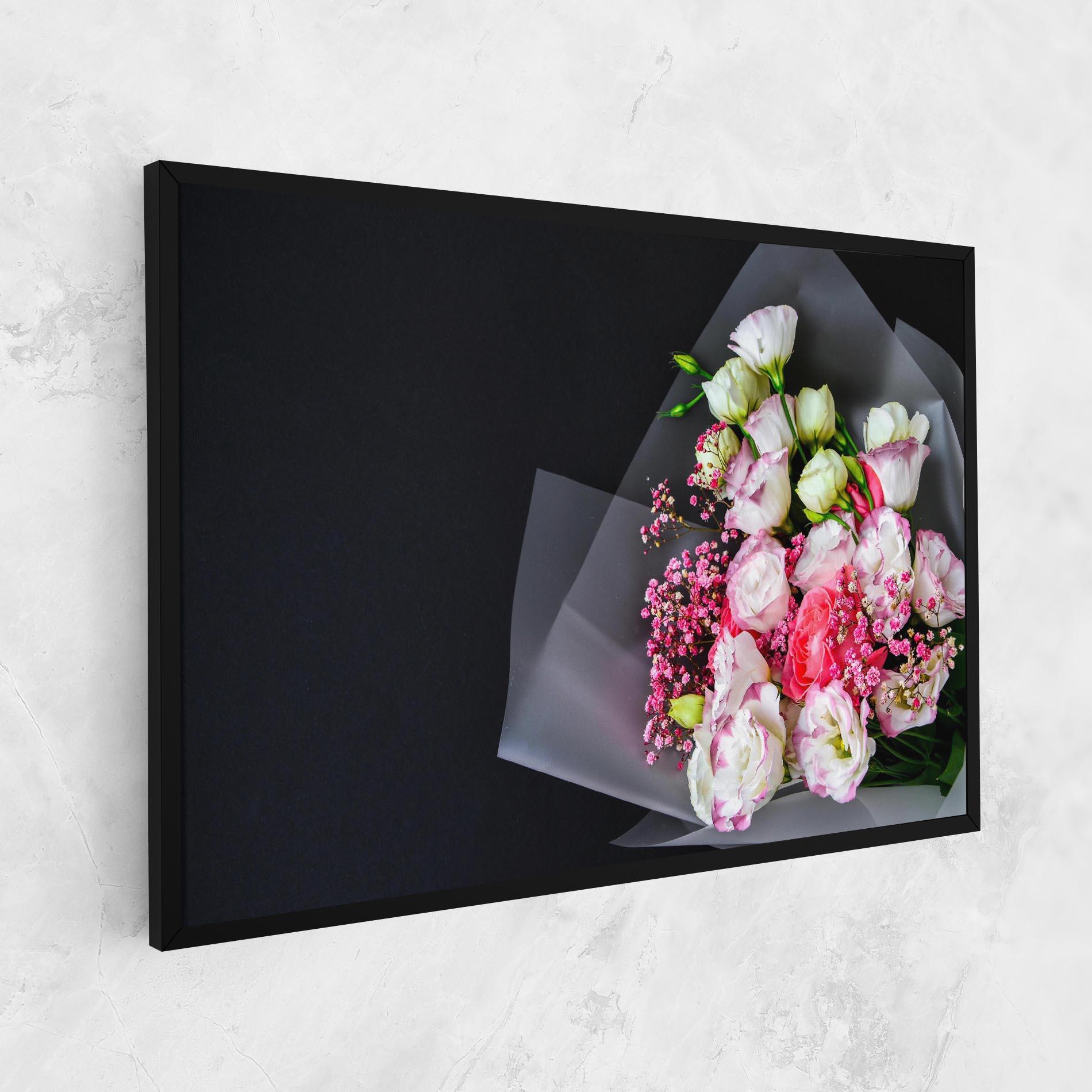 Leinwandbild Cute Roses Bouquet mockup 1