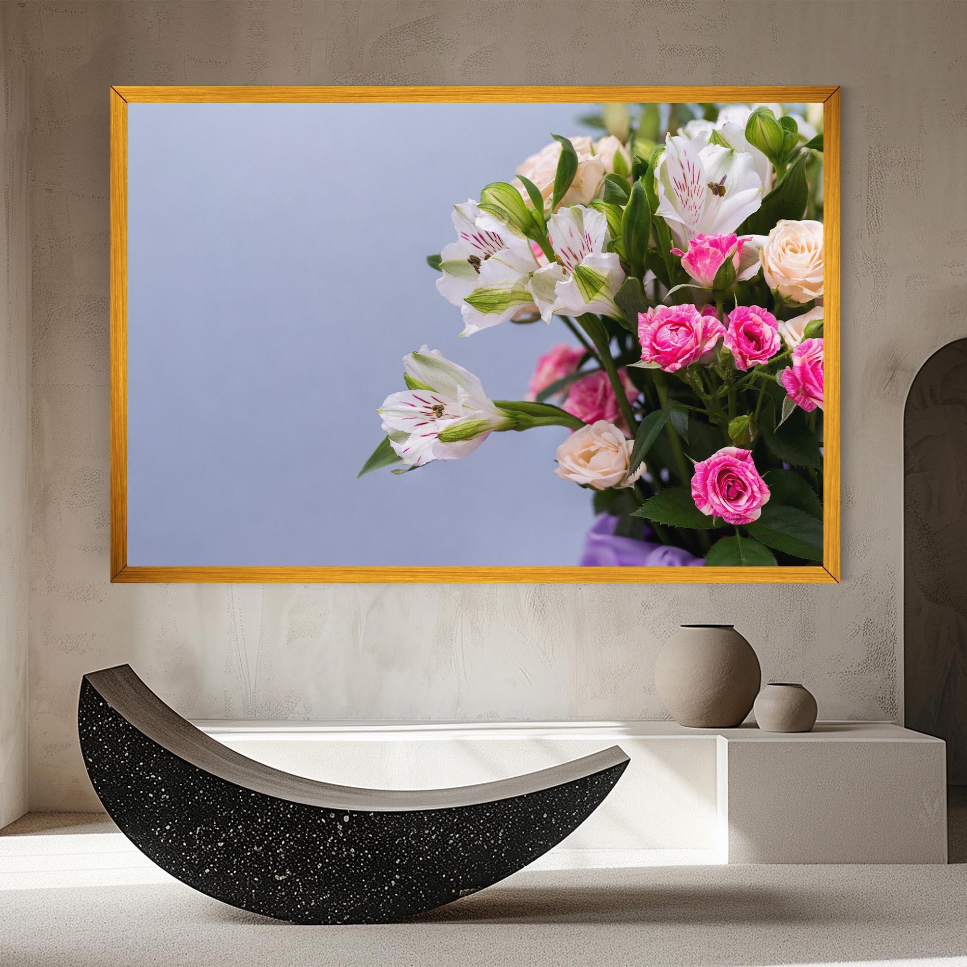 Leinwandbild White Pink Bouquet mockup 8