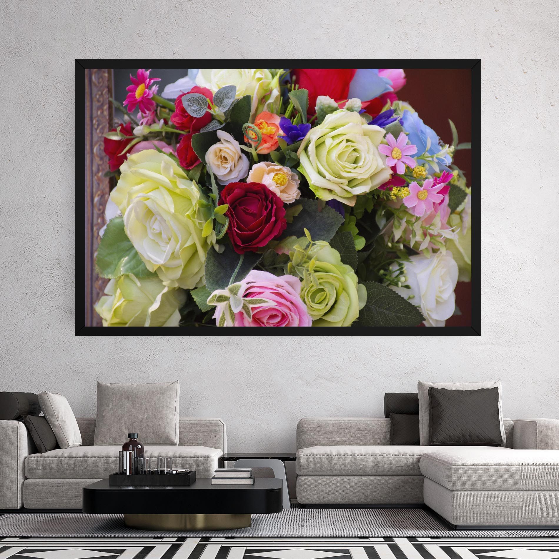 Mixed Roses Bouquet mockup 2