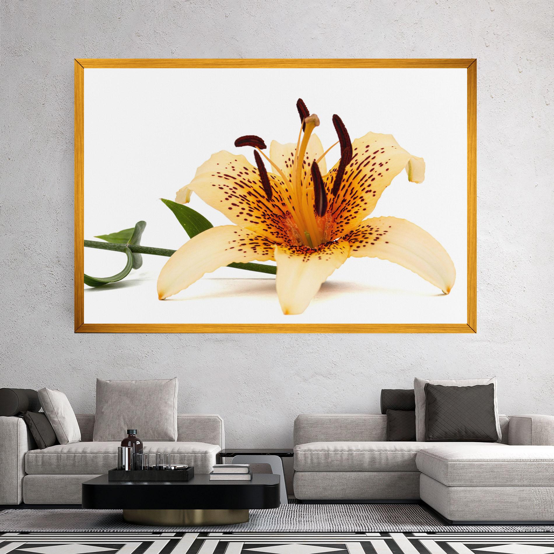 Leinwandbild Big Yellow Lily mockup 2