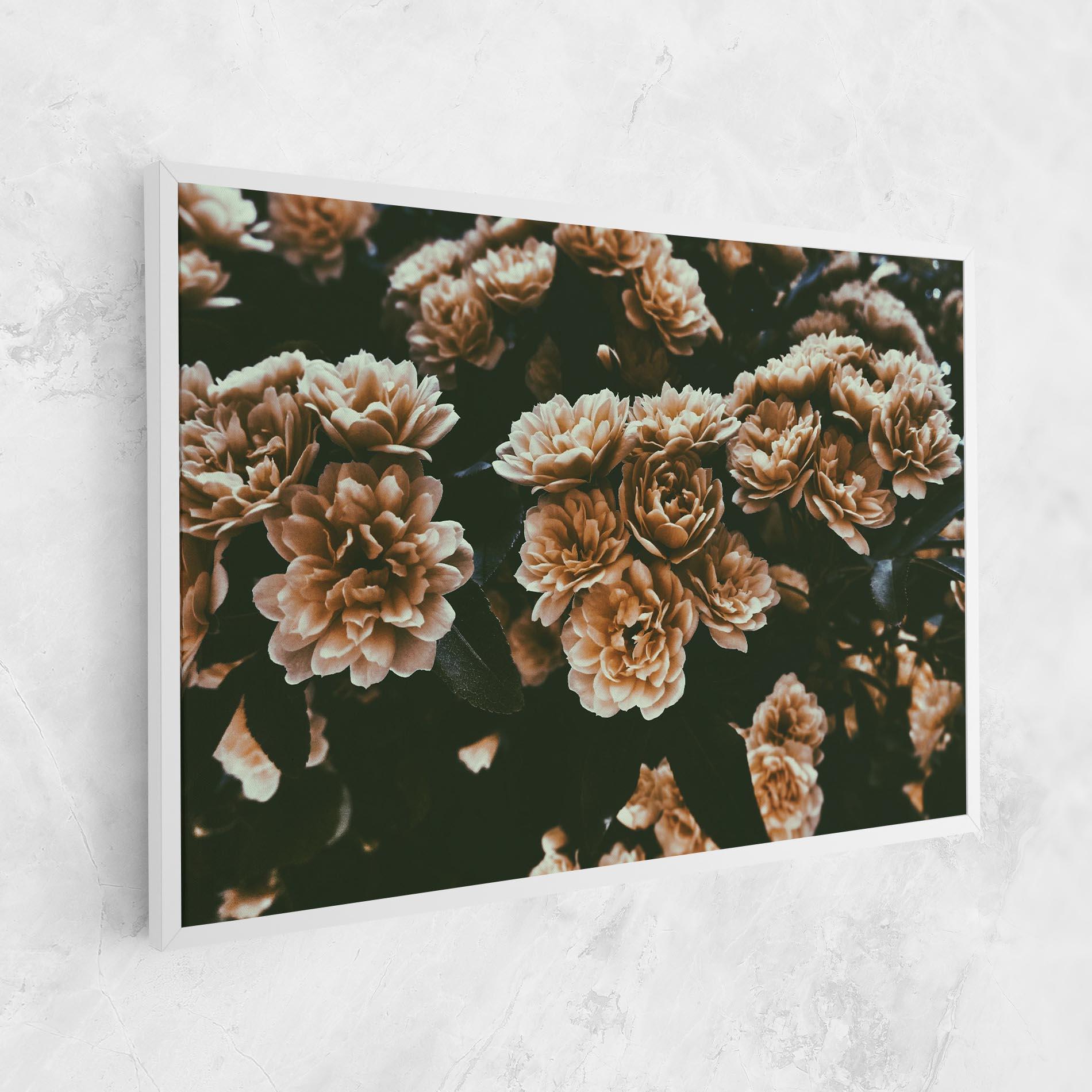 Leinwandbild Wild Cream Flower mockup 1
