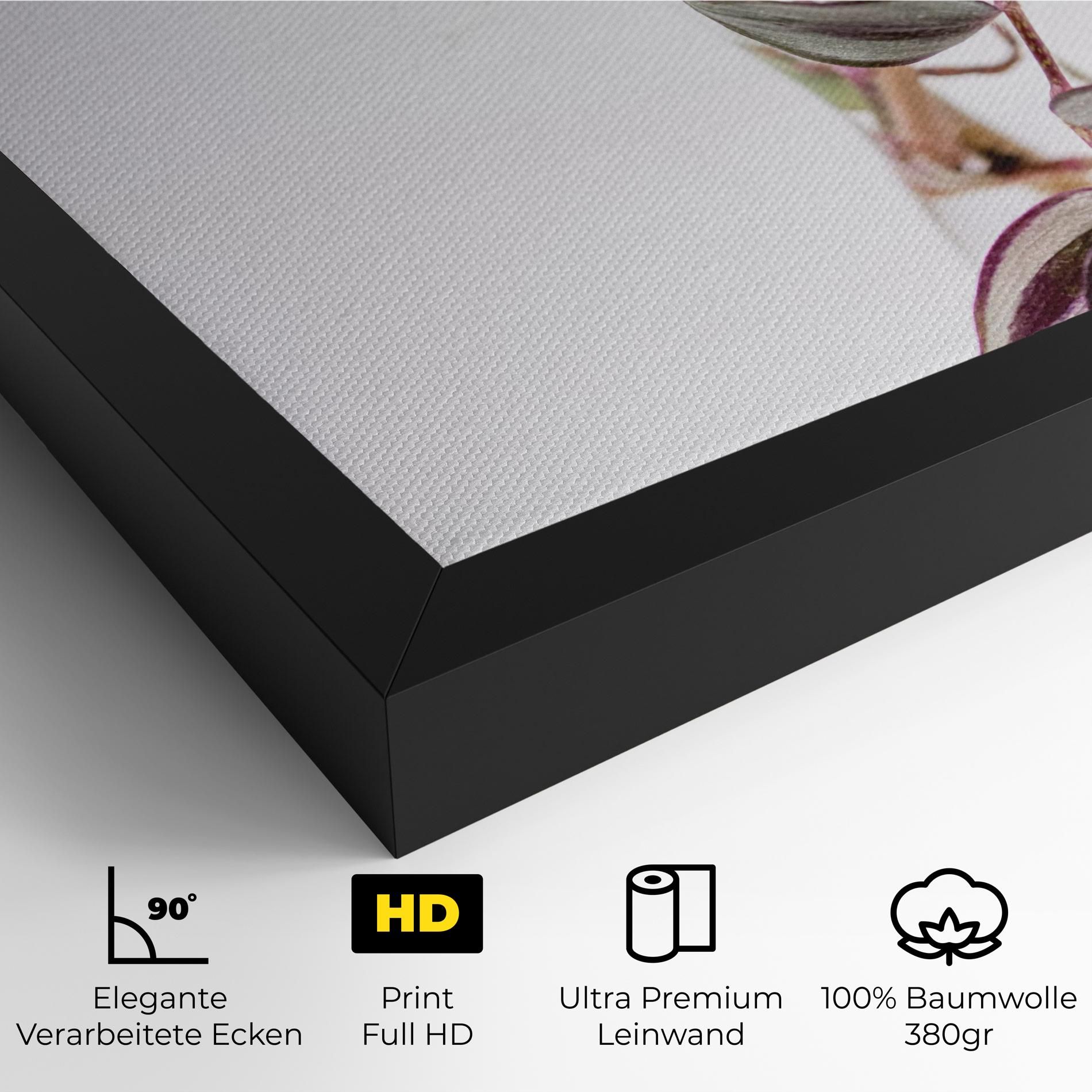 Pretty Leaf Vase mockup 4