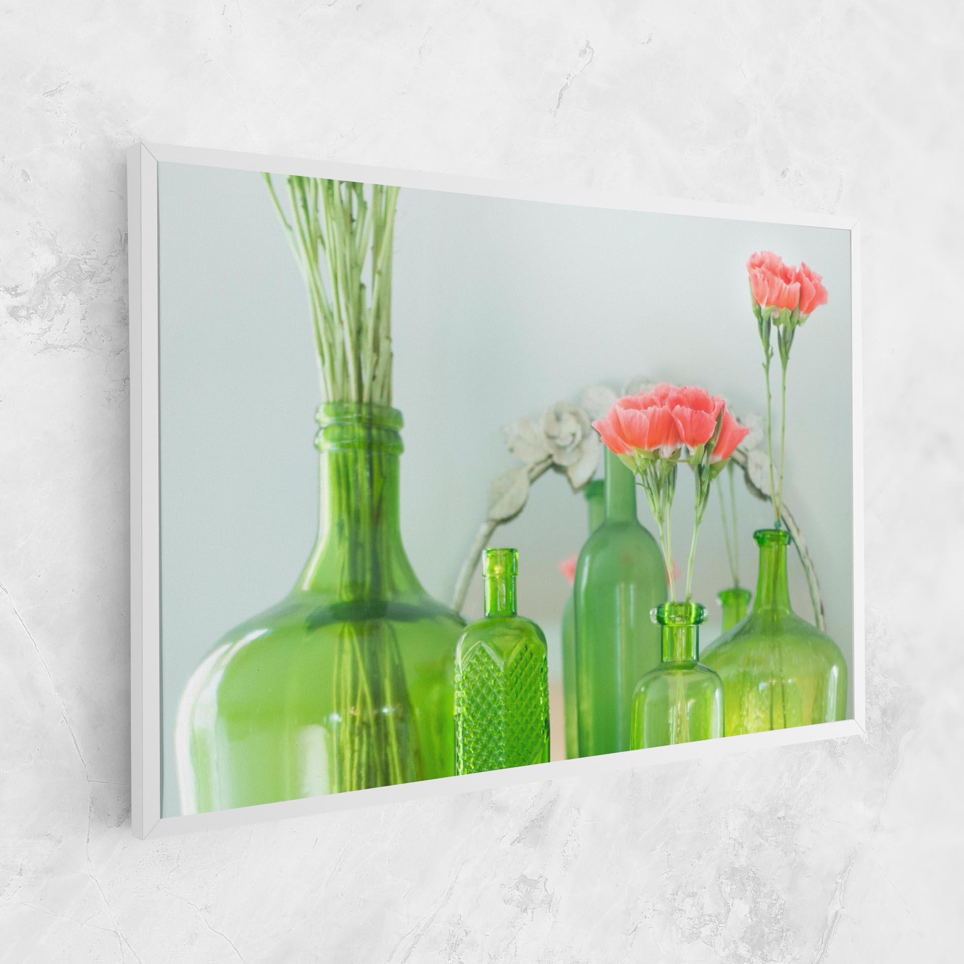 Leinwandbild Green Vase Flowers mockup 1