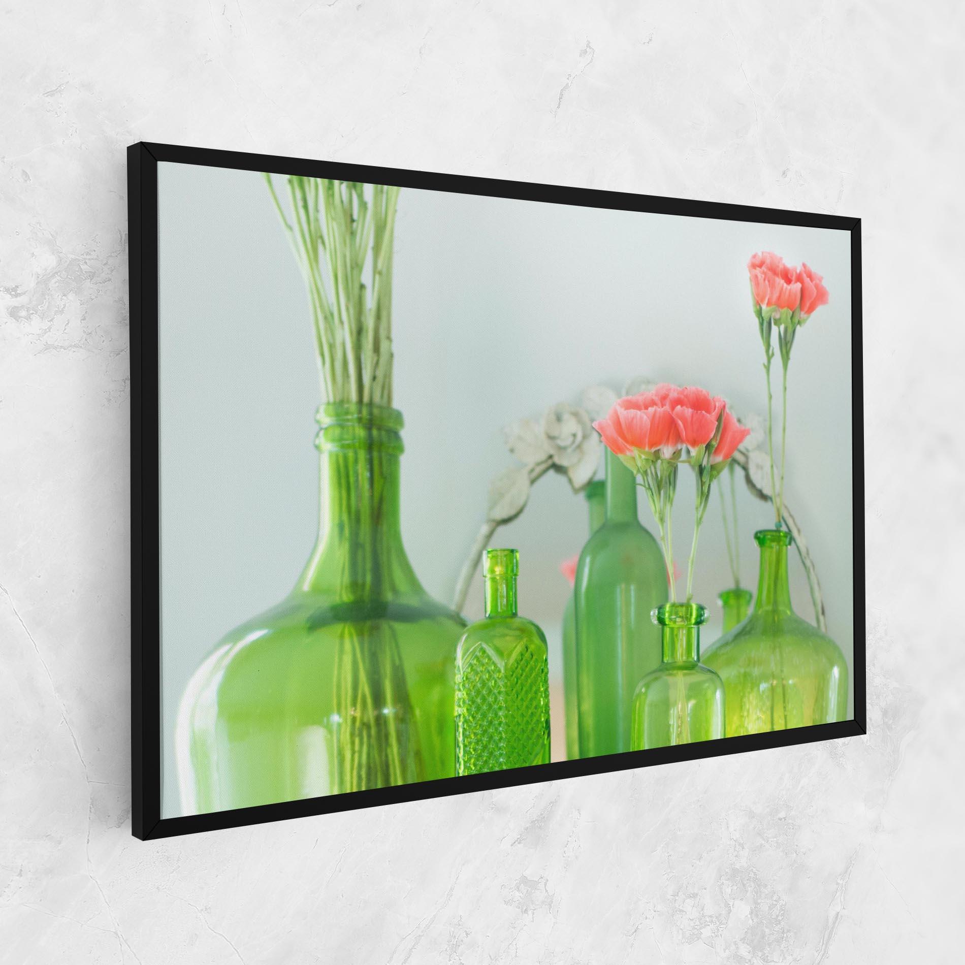 Leinwandbild Green Vase Flowers mockup 1