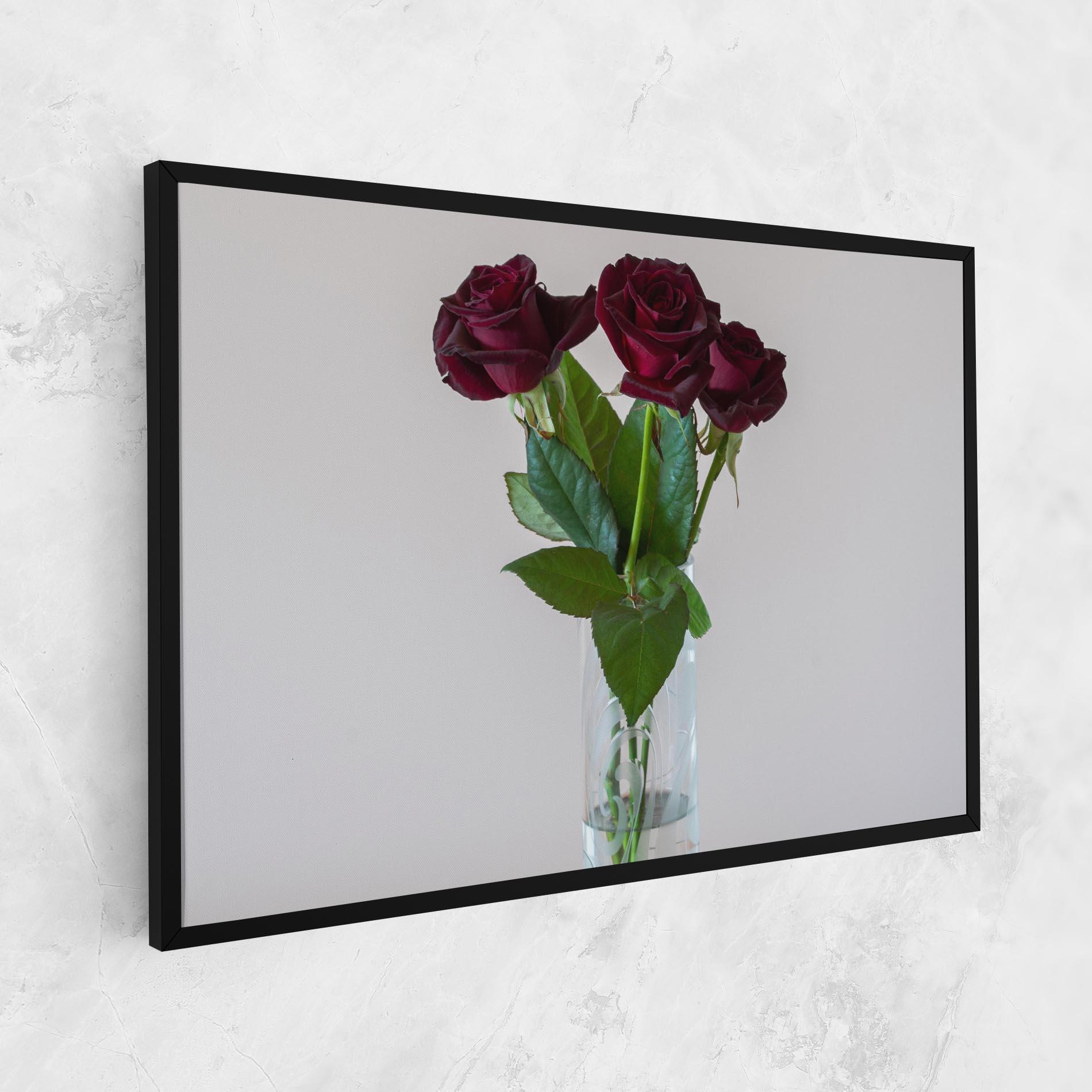 Leinwandbild Red Roses Vase mockup 1
