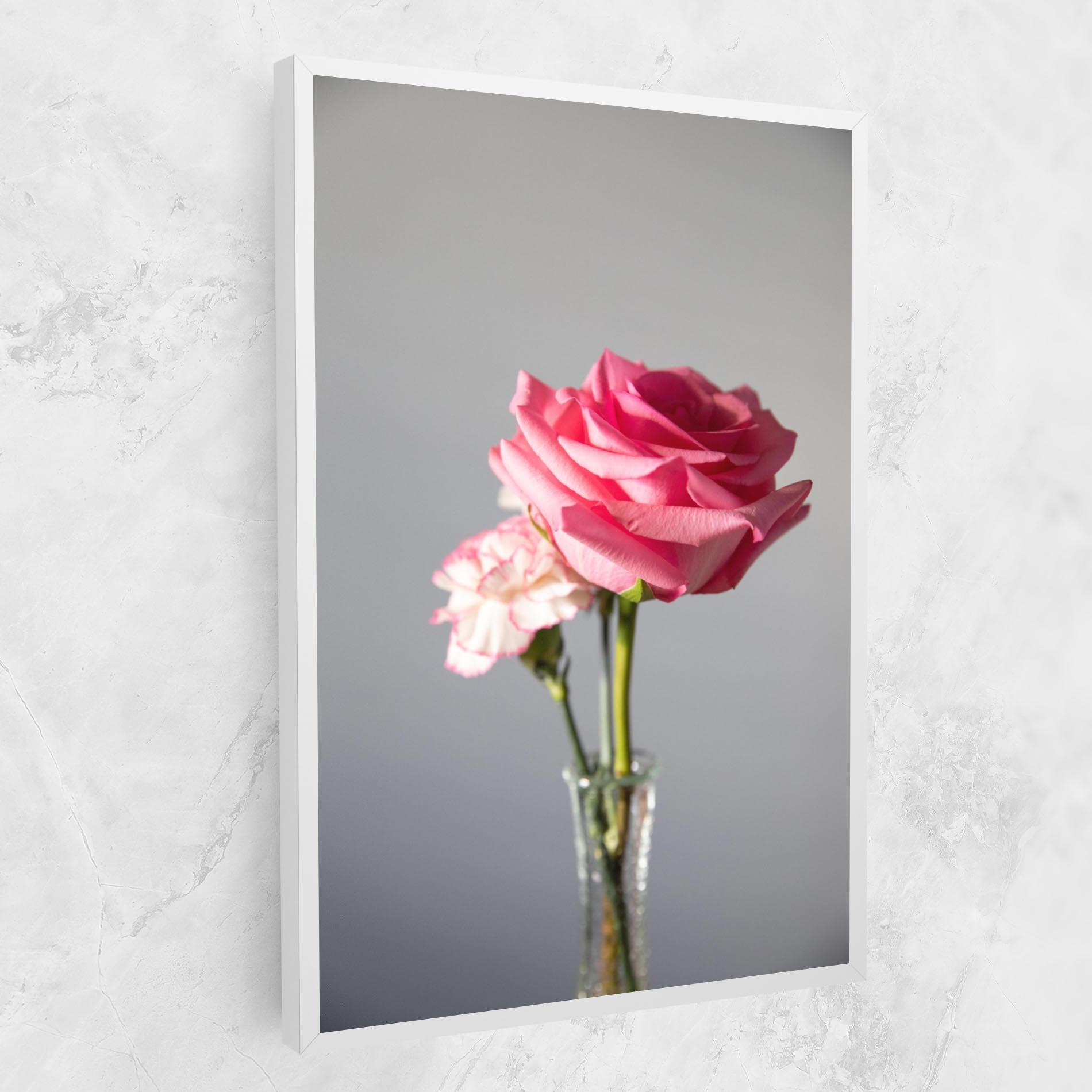 Leinwandbild Big Pink Rose Vase mockup 1