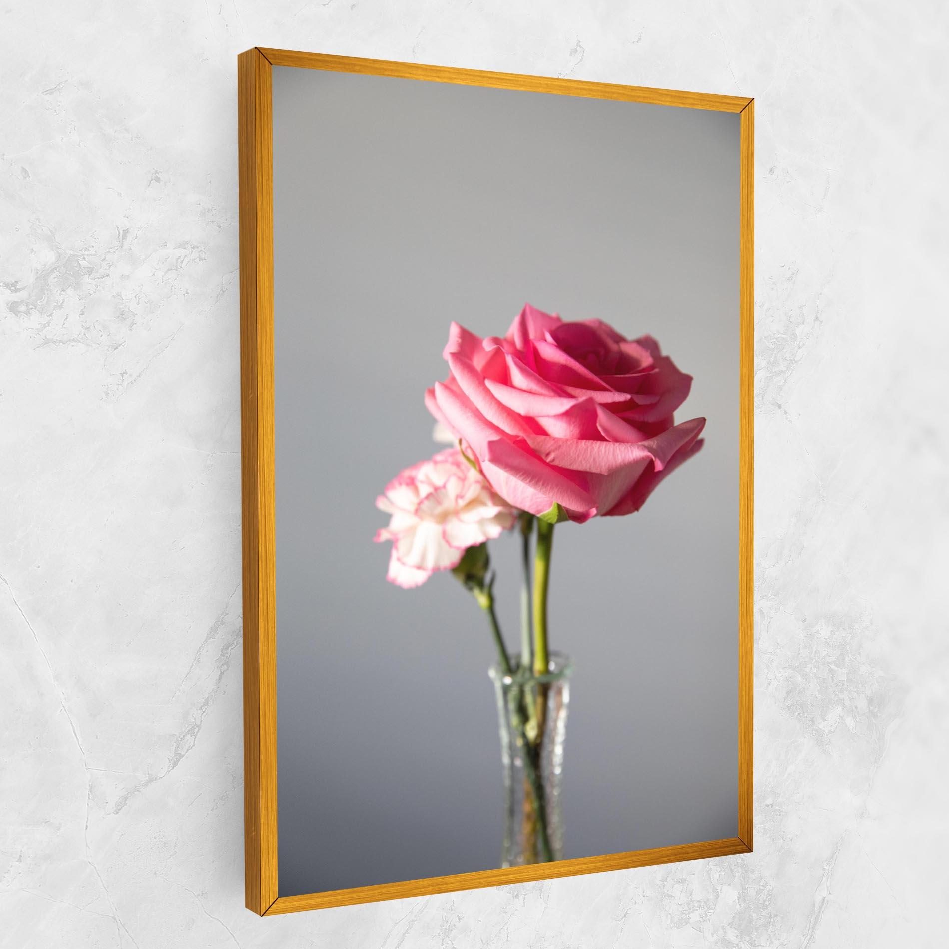 Leinwandbild Big Pink Rose Vase mockup 1